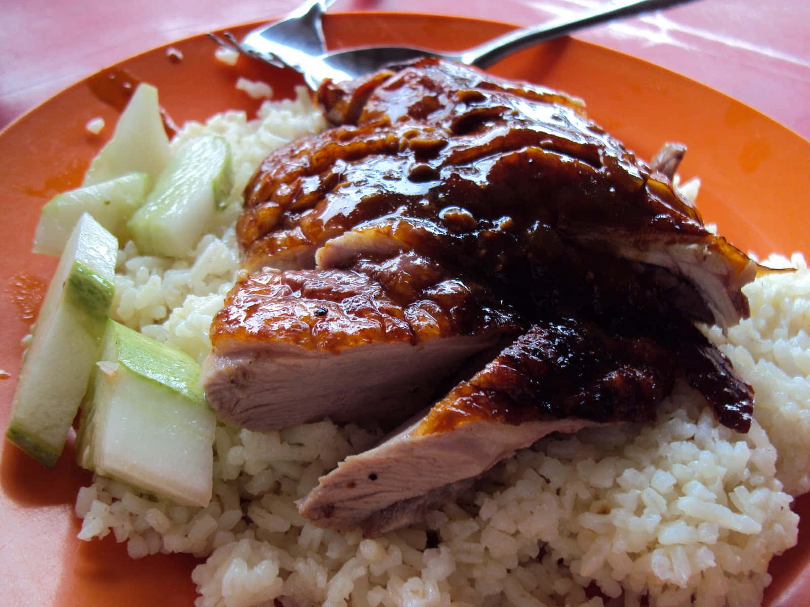 Delicious Singaporean Duck Rice At Kedai Makanan Wing Heong, Serdang Lama Background