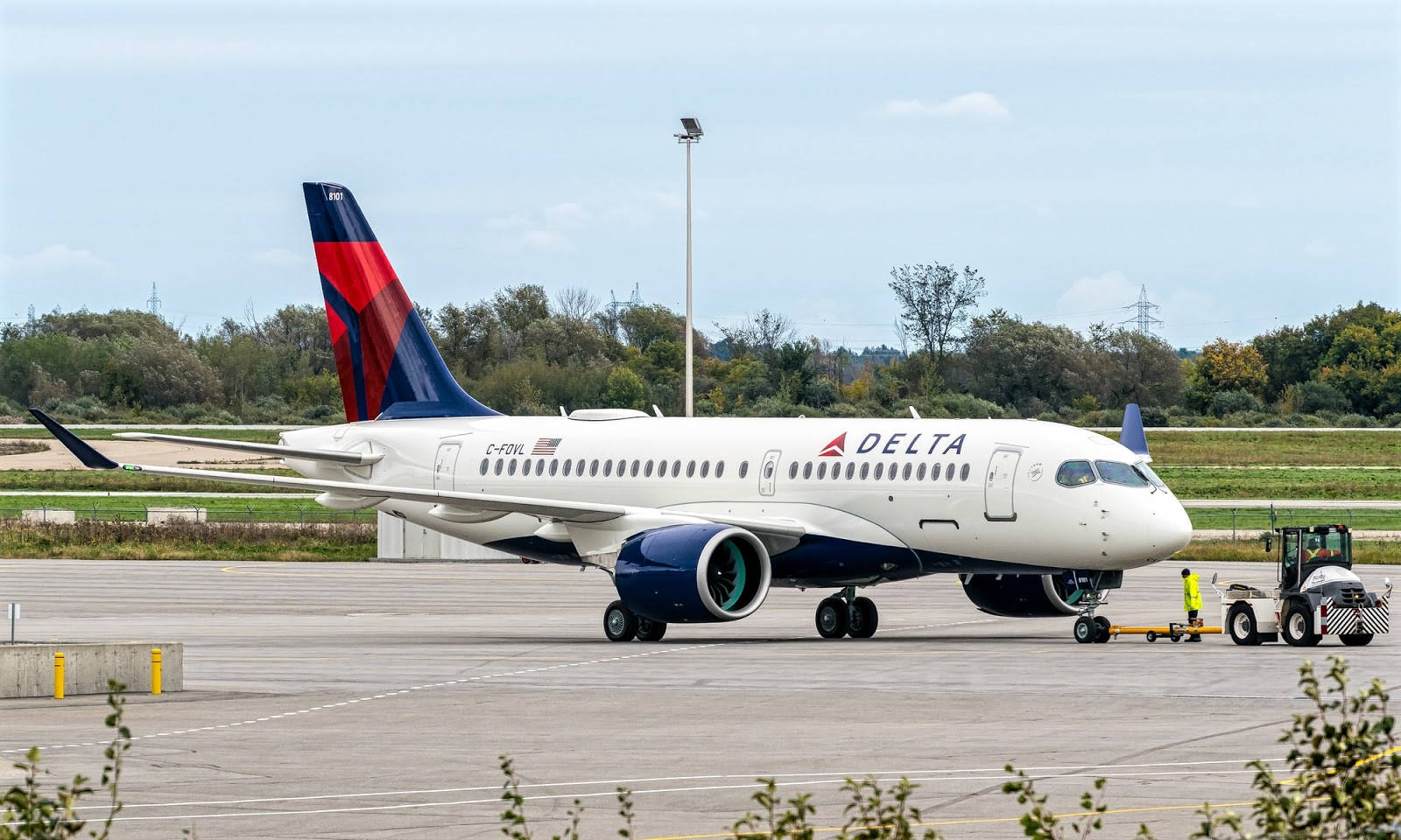 Delta Airlines Airport Runway View Background
