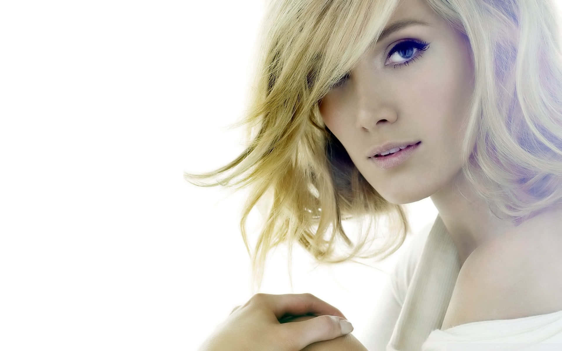 Delta Goodrem Blonde Hair Portrait Background