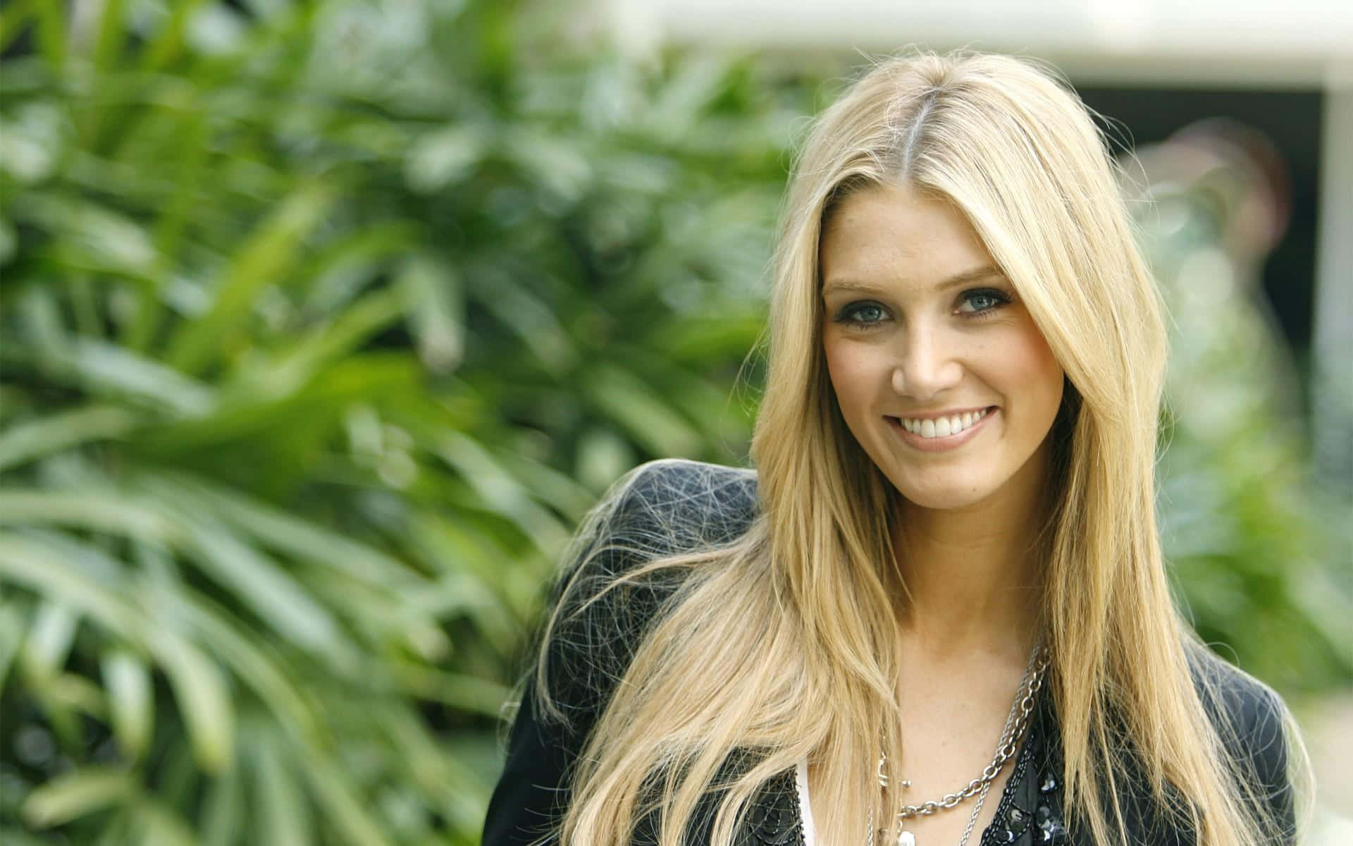 Delta Goodrem - Elegance Personified Background