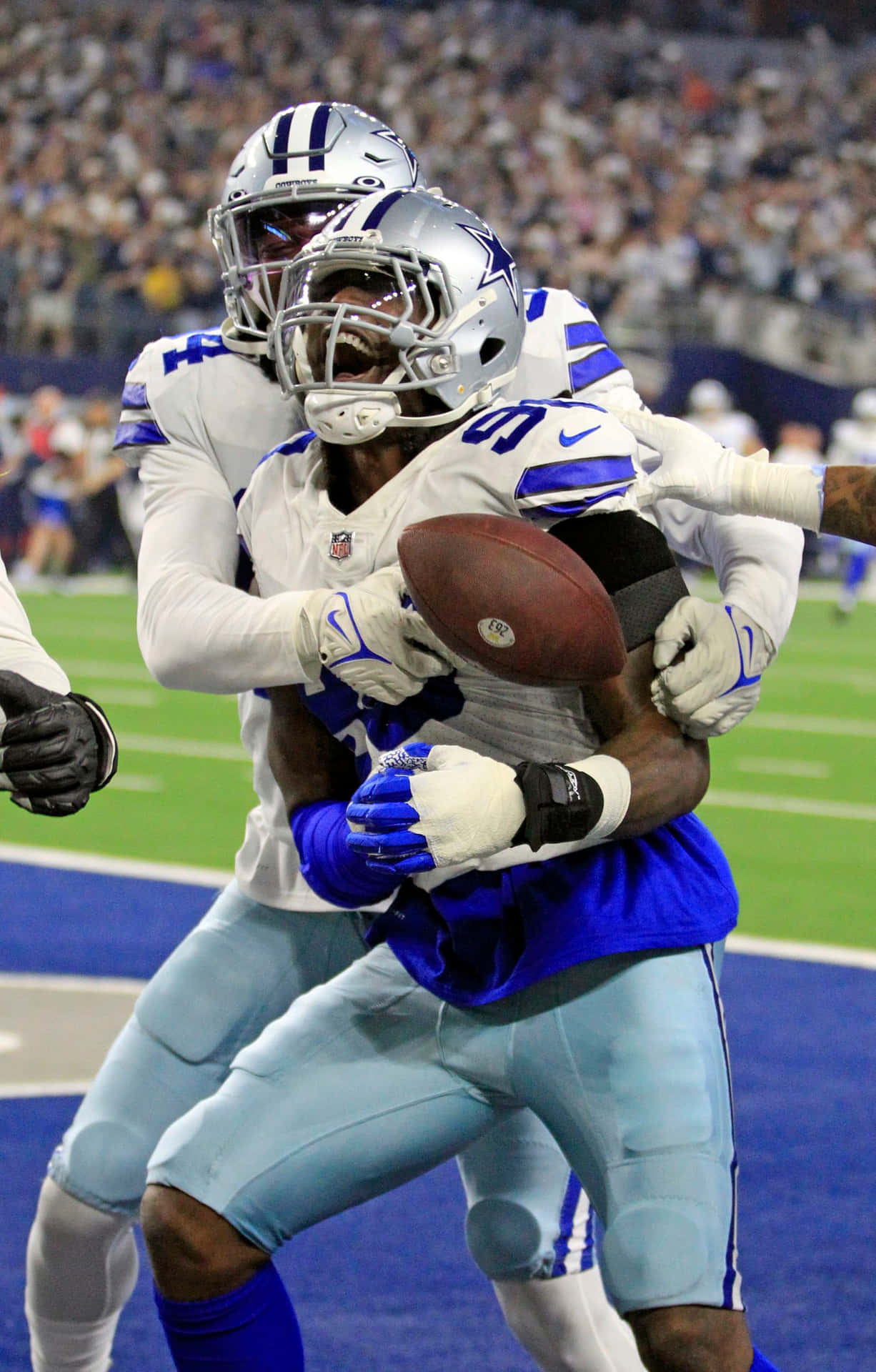 Demarcus Lawrence Wrestling For The Ball Background