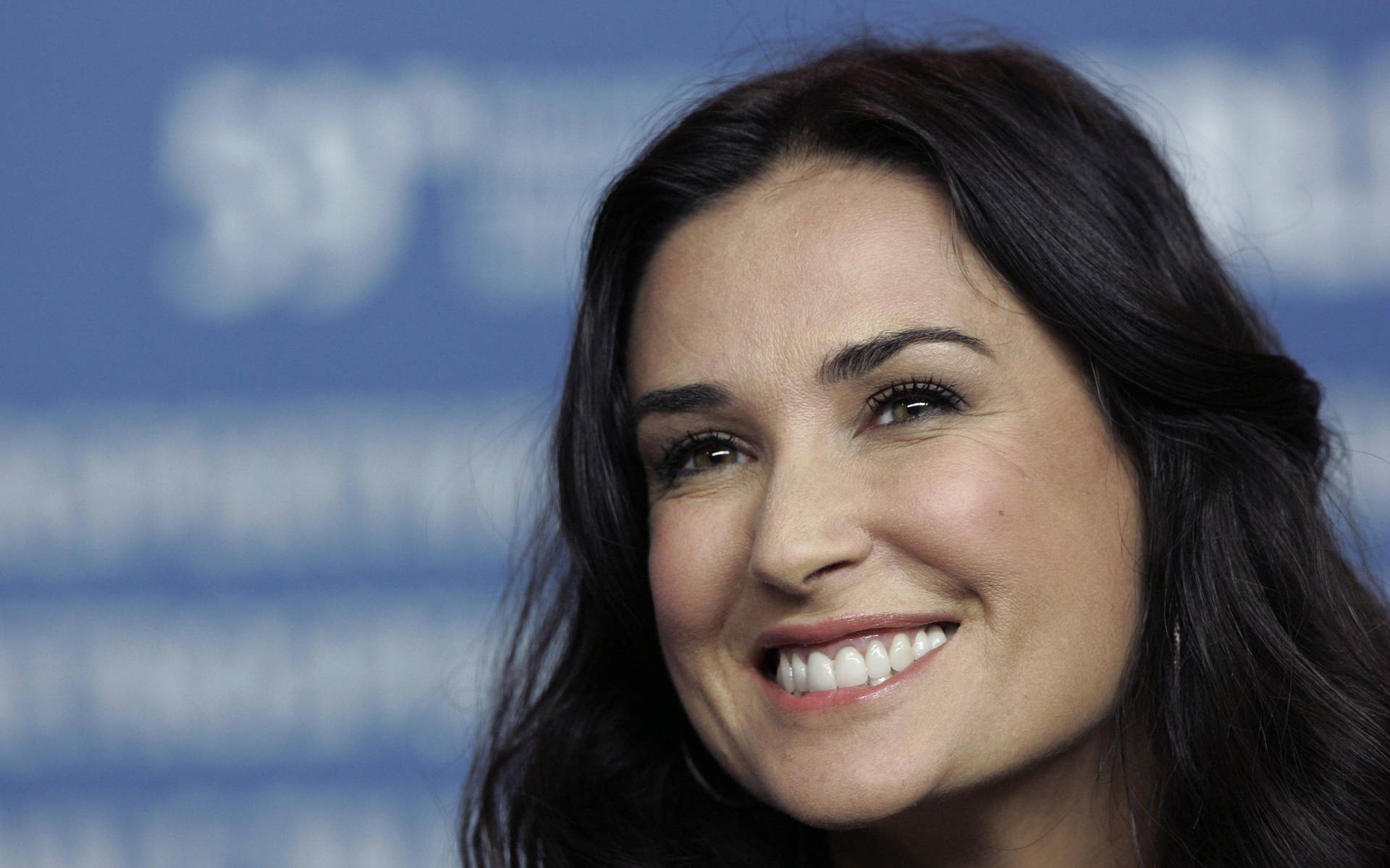 Demi Moore Charming Close Up Smile Background