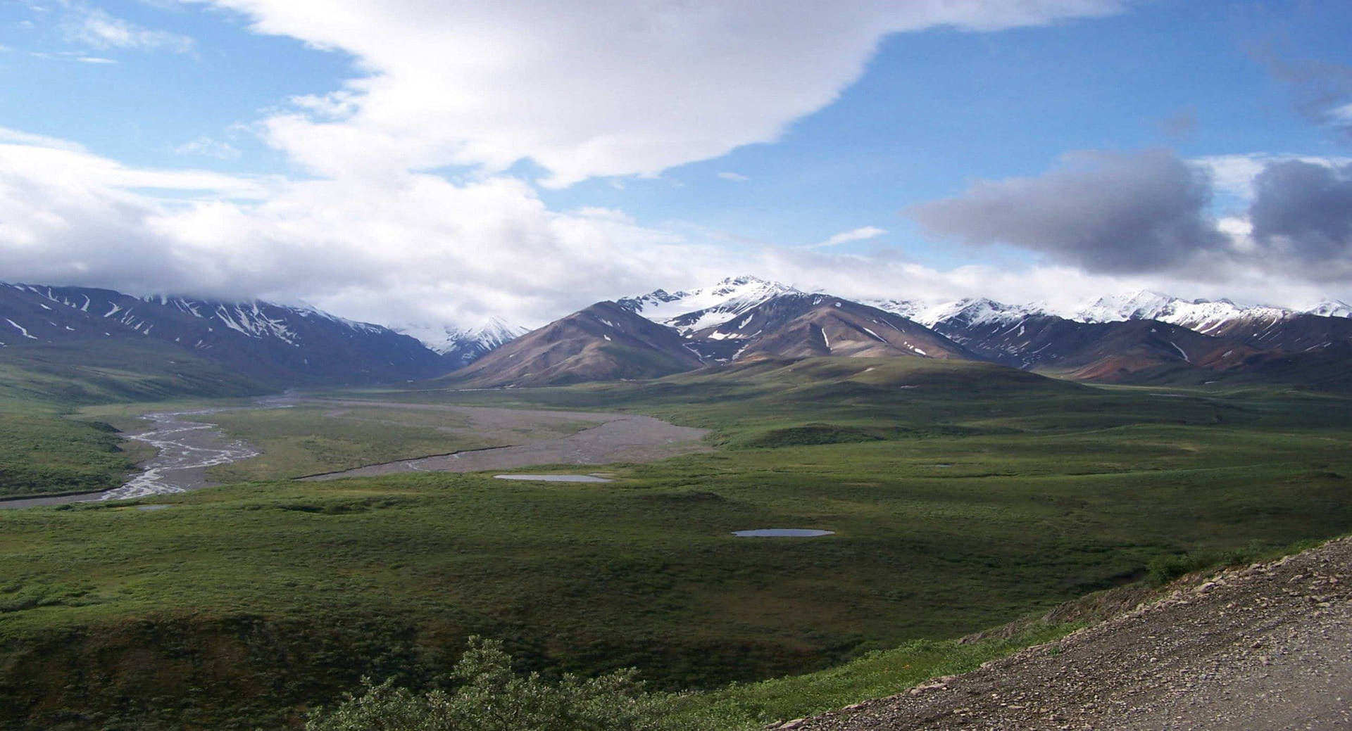 Denali Landscape With Cloudy Sky Background