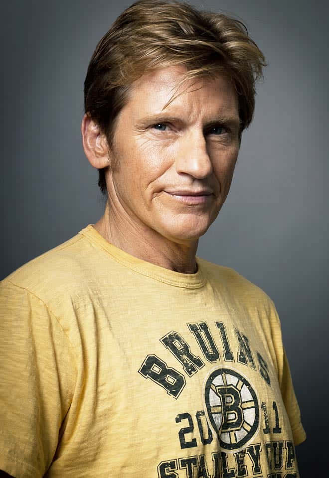 Denis Leary In A Pensive Moment Background
