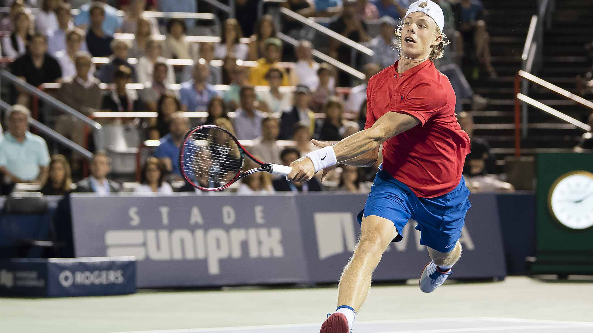 Denis Shapovalov Running In Tennis Court