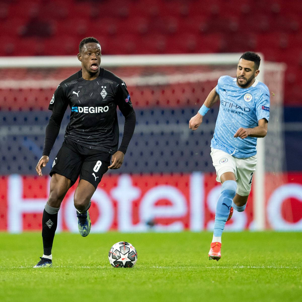 Denis Zakaria Running