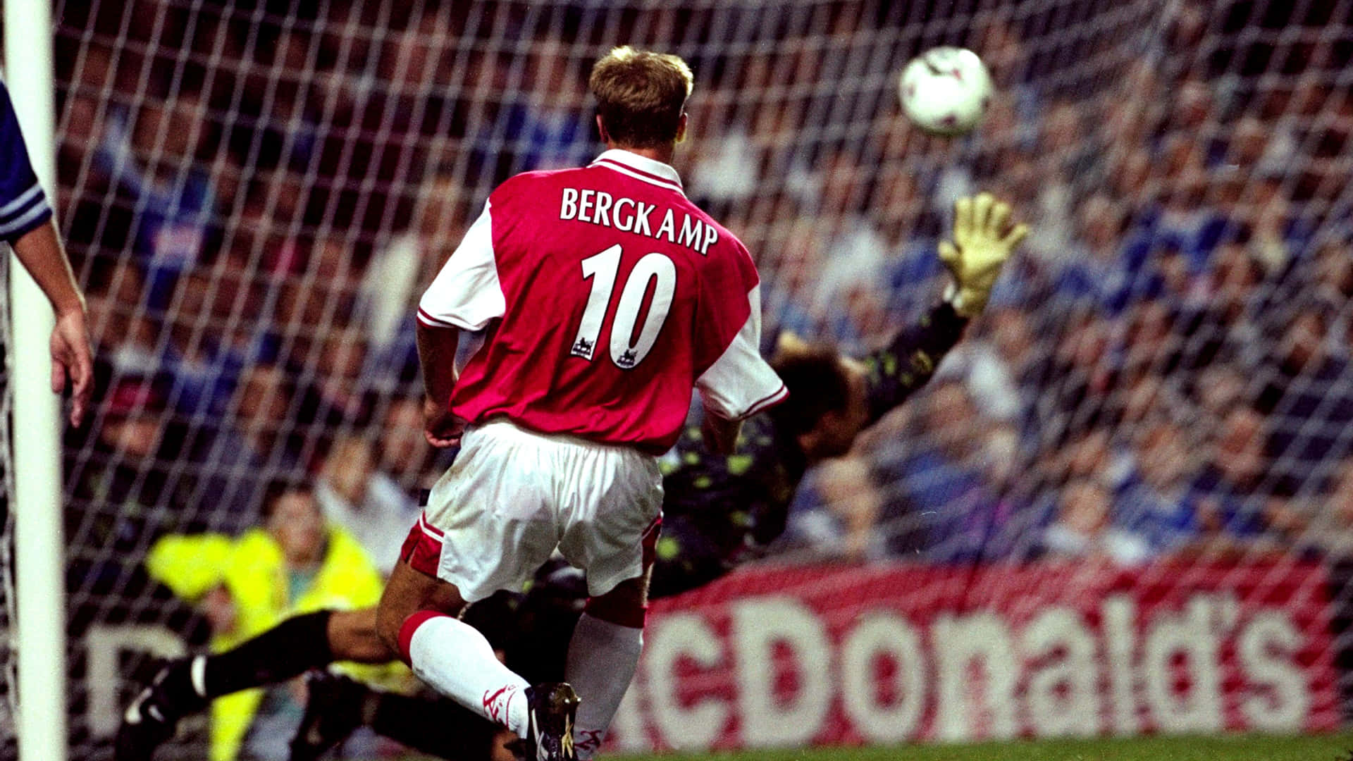 Dennis Bergkamp Beats Kasey Keller Background