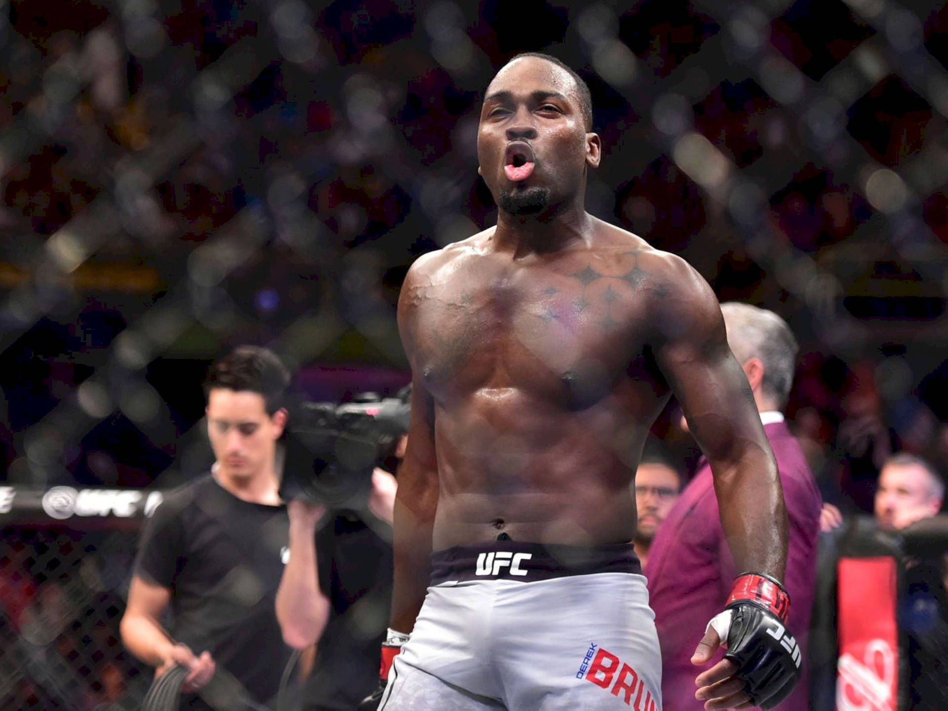 Derek Brunson Light Gray Shorts Background