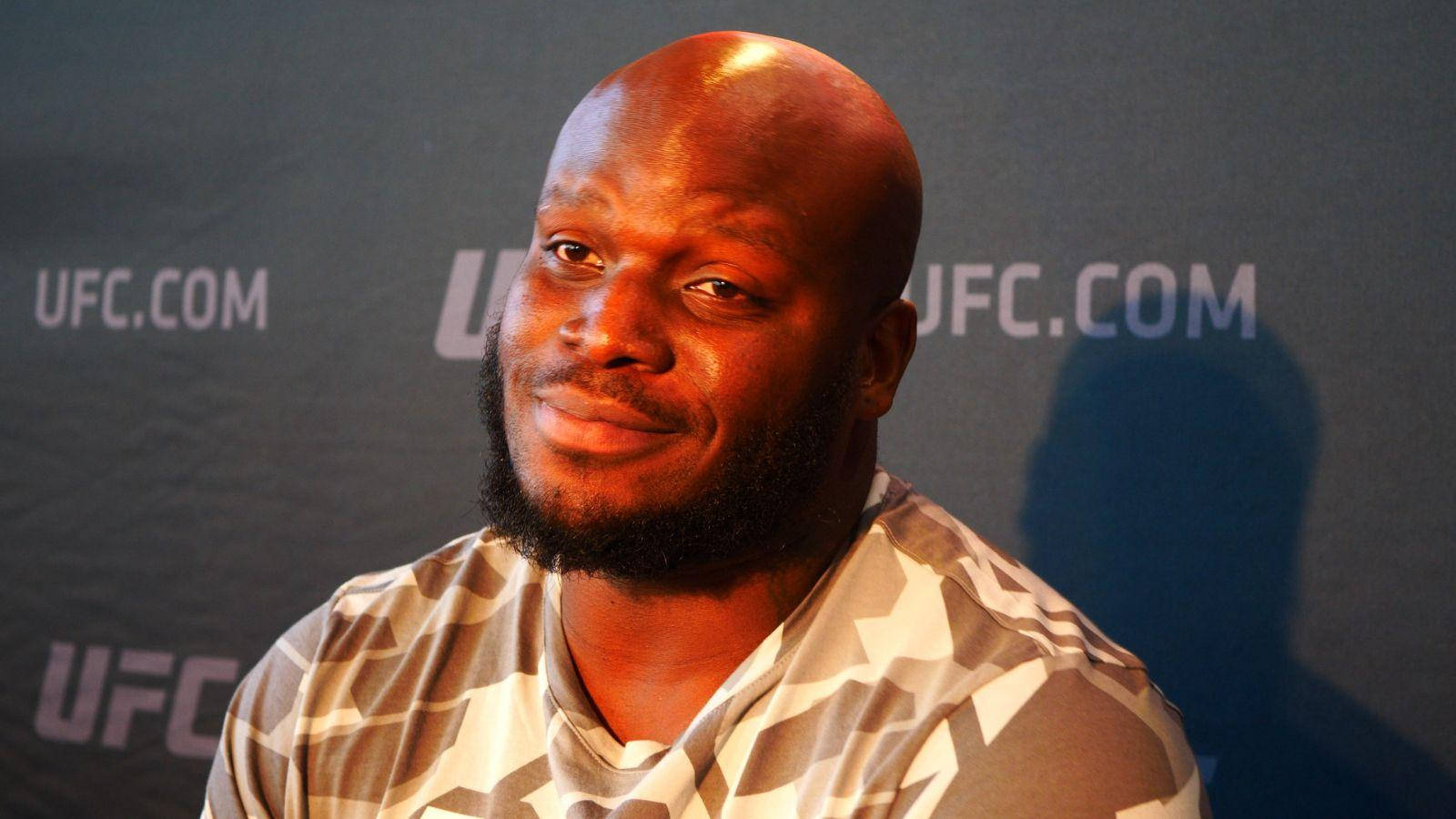 Derrick Lewis Looking Sad Background