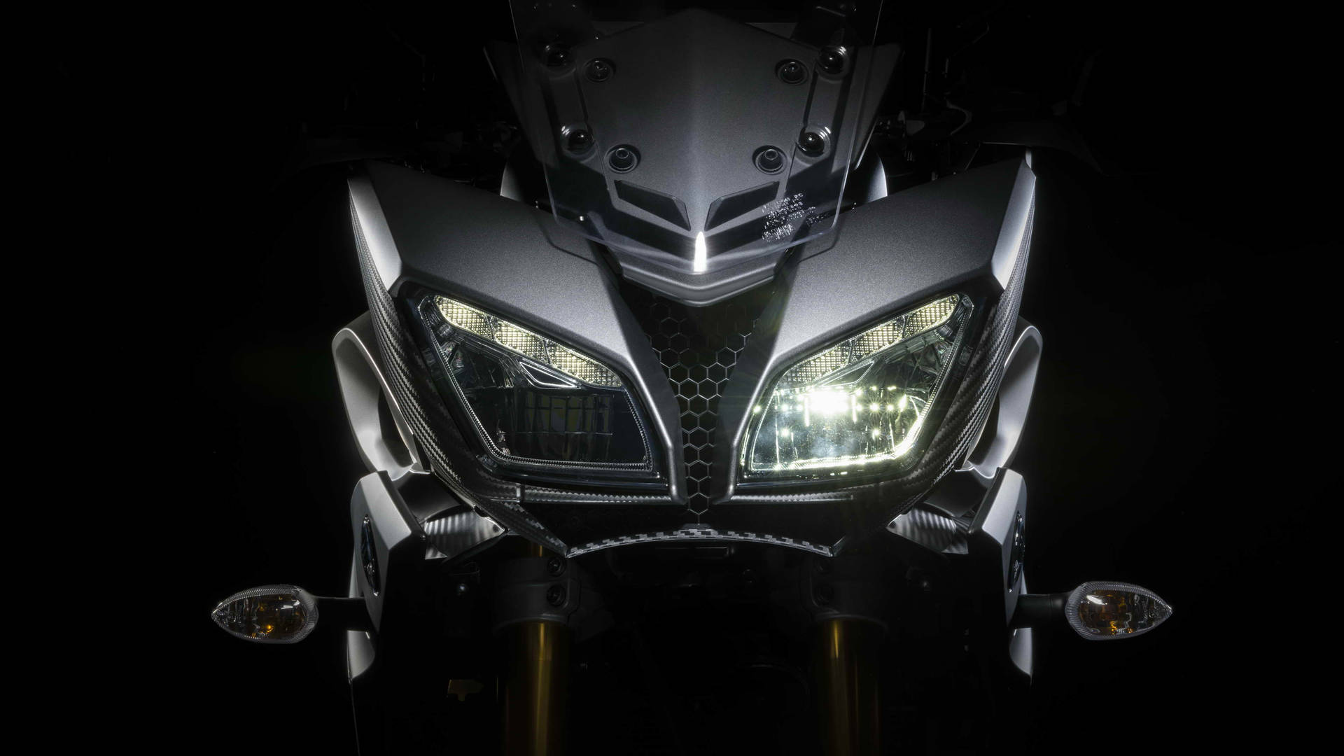 Detailed Shot Of Yamaha Mt 15 Headlights Background