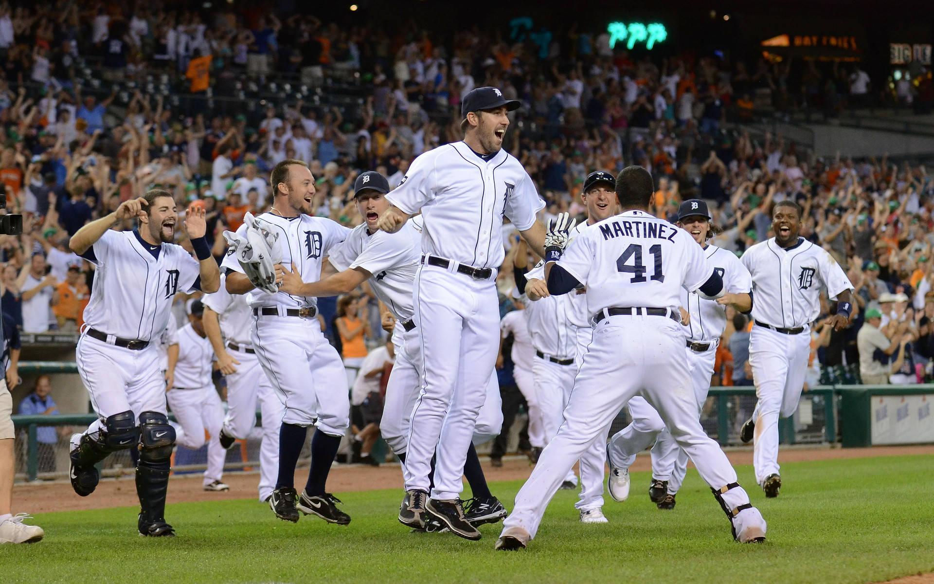 Detroit Tigers 2013 Winning Moment Background