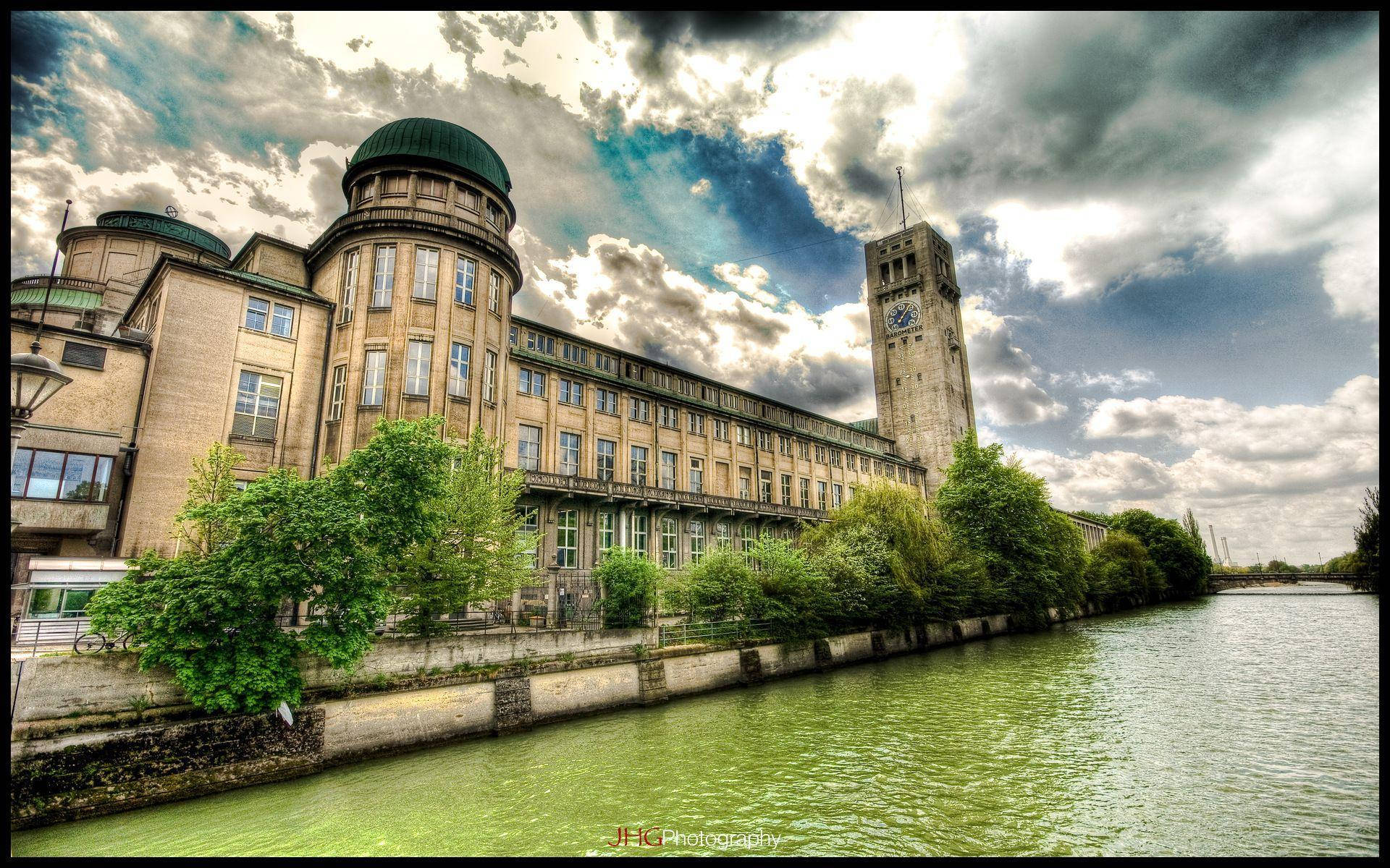 Deutsches Museum In Munich Background