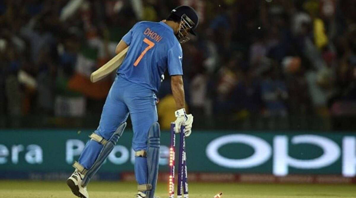 Dhoni 7 Bringing Three Cricket Poles Background