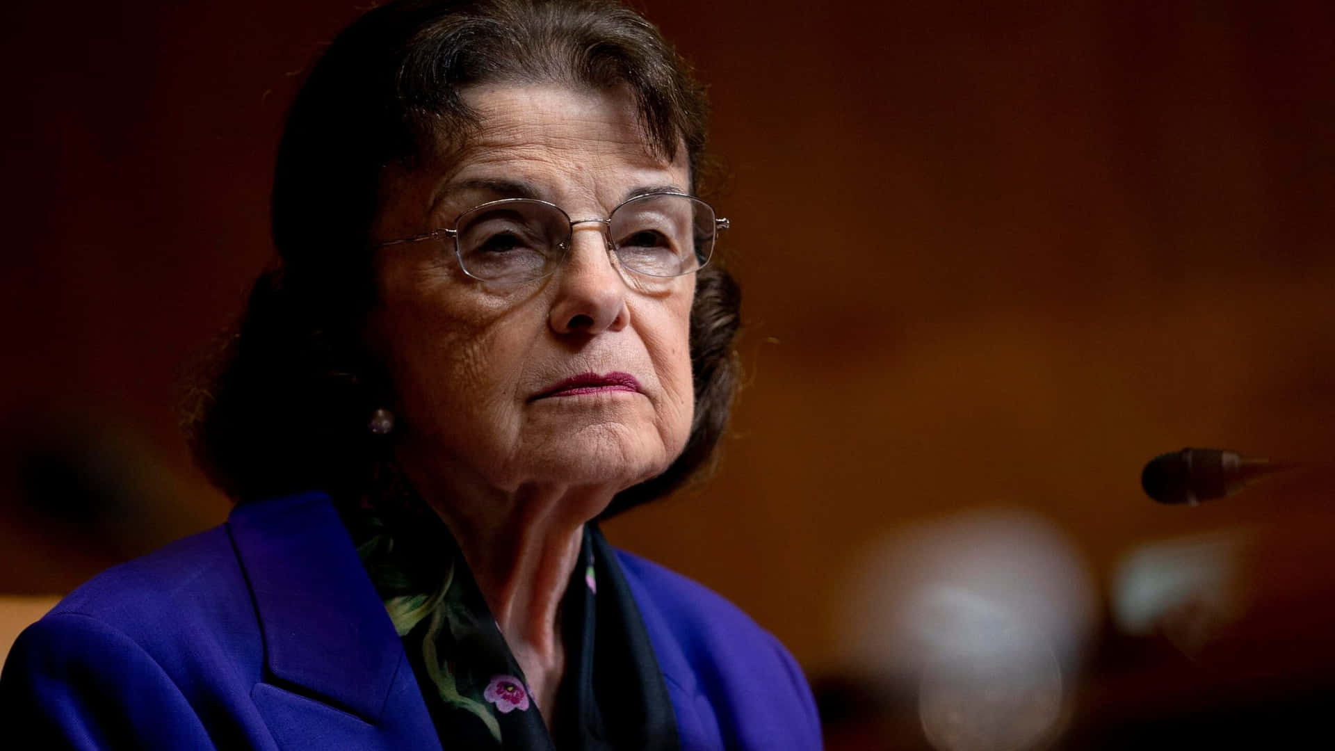 Dianne Feinstein Serious Face Background