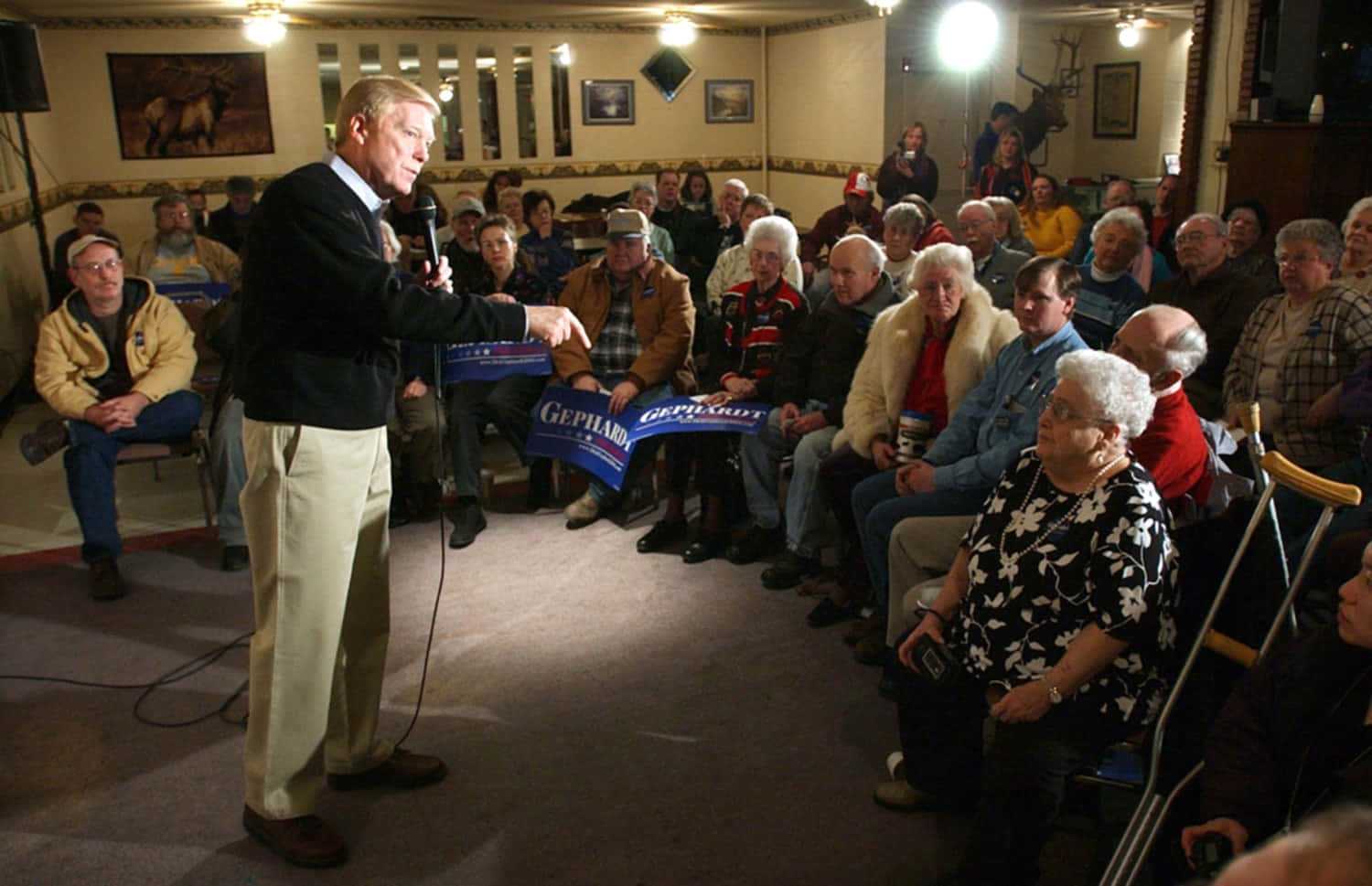 Dick Gephardt Campaigning Background