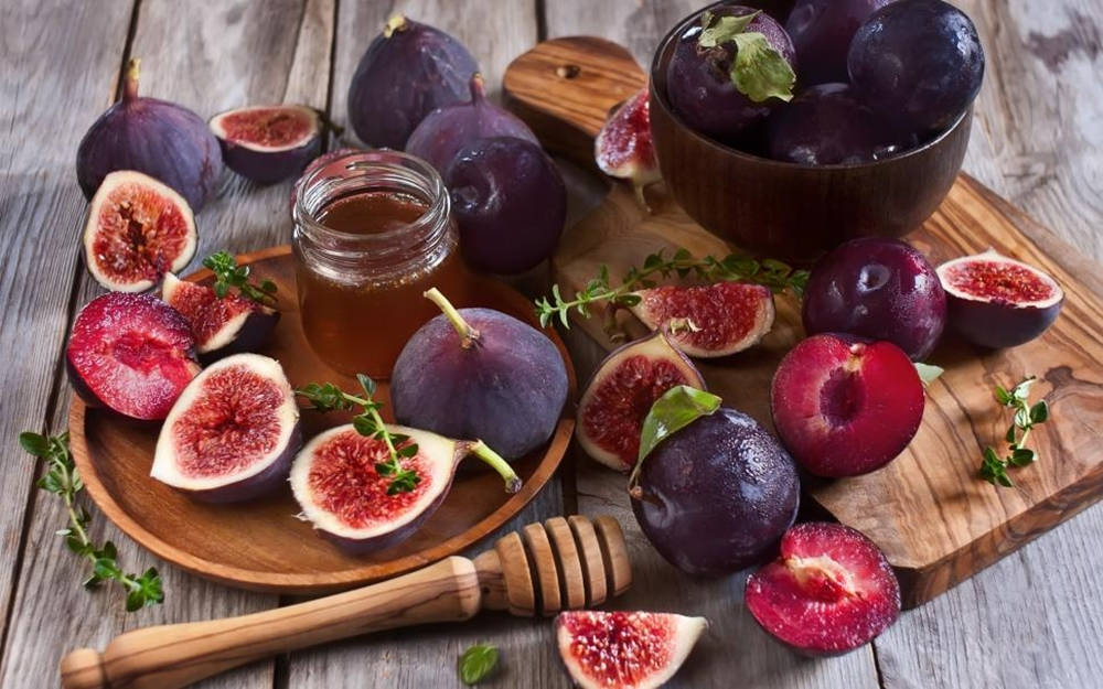 Dining Photography With Honey And Figs