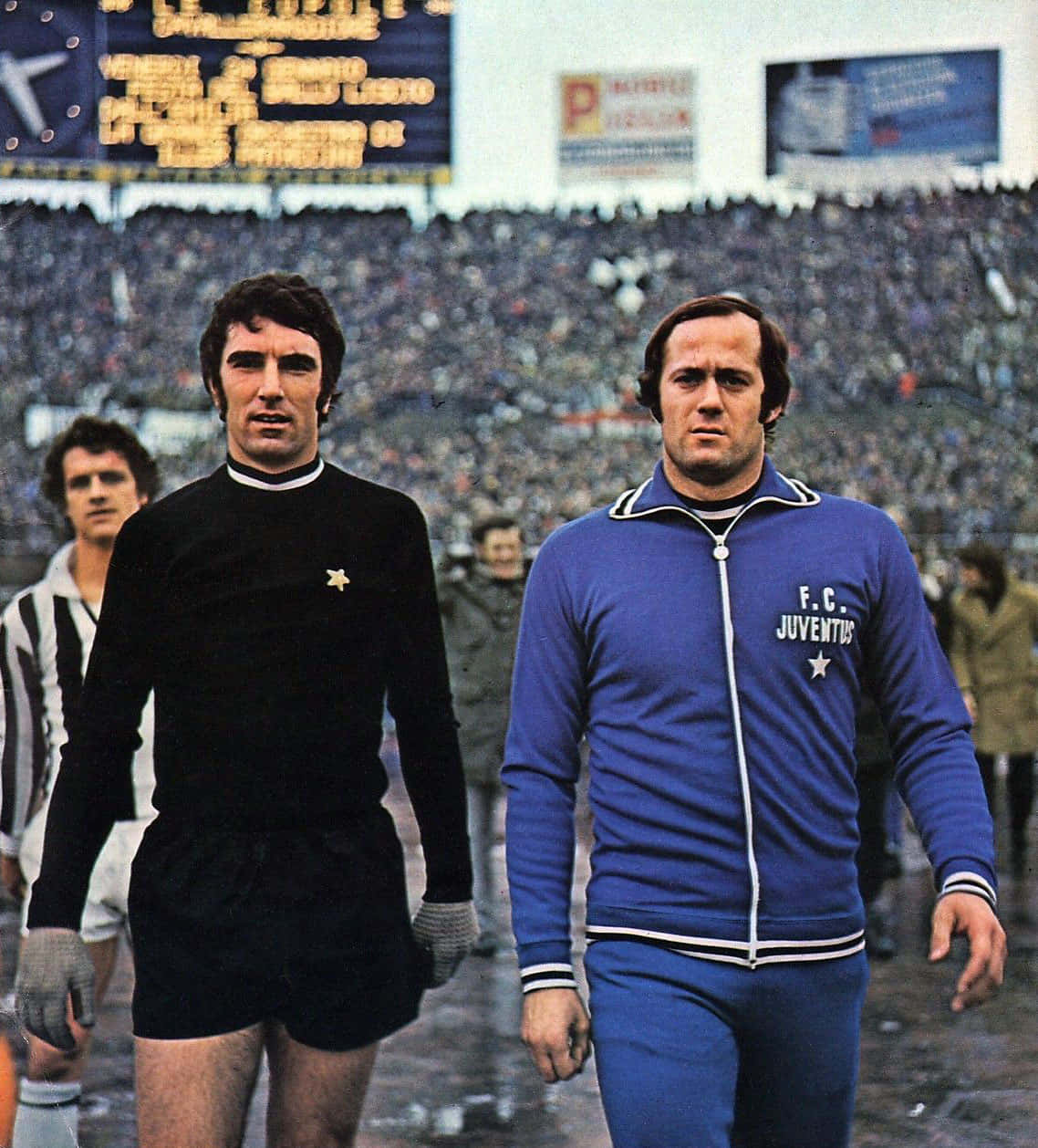 Dino Zoff And Massimo Piloni Background