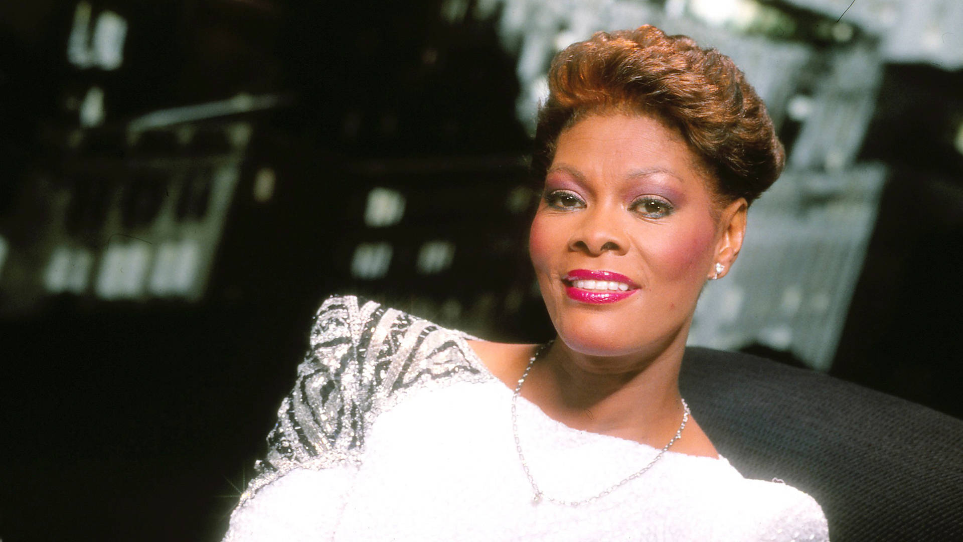 Dionne Warwick's Portrait Background