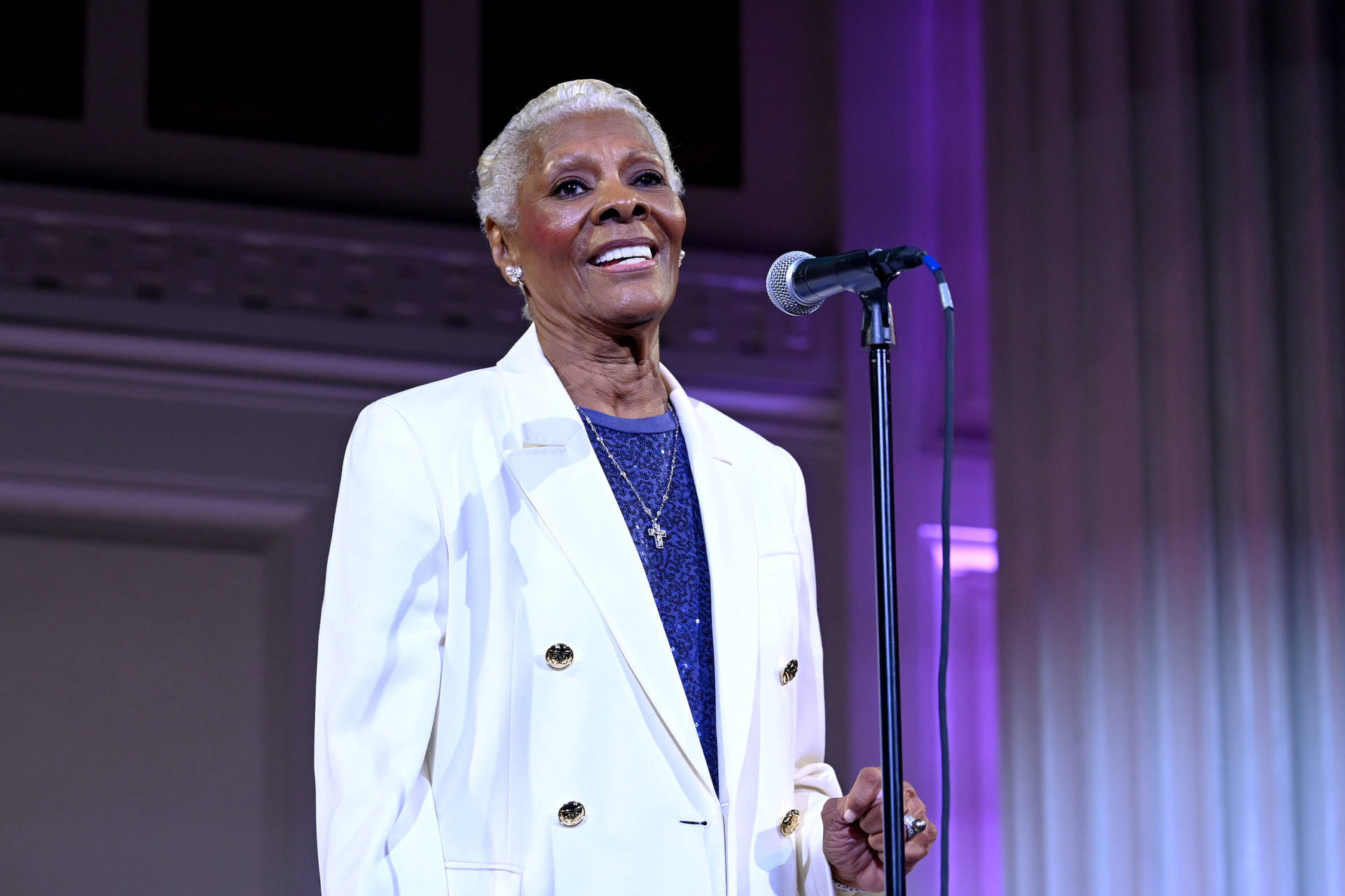 Dionne Warwick The F4d Background