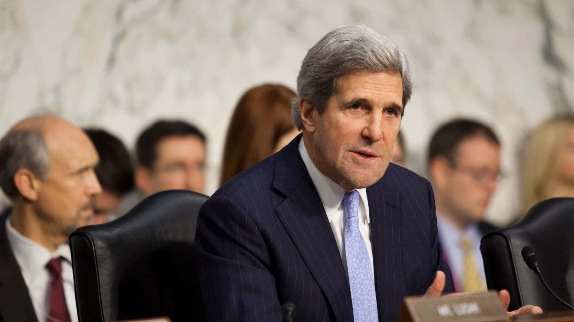 Diplomatic Meeting - John Kerry In Discussion With Fellow Politicians