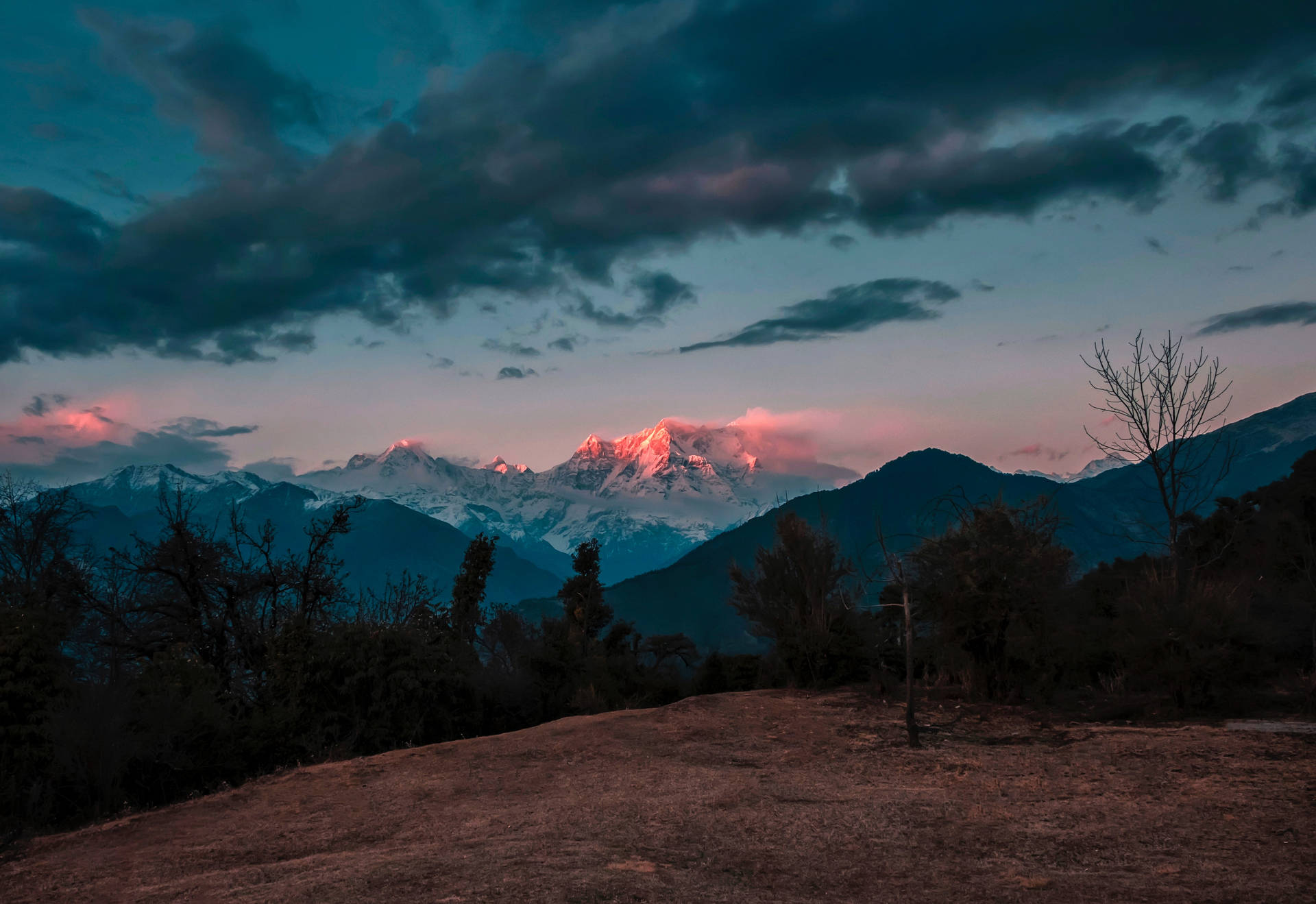 Dirt Road Mountains Landscapes Background