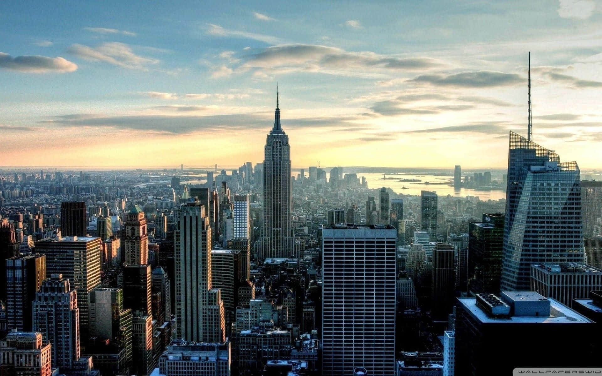 Discover The Beauty Of The Big Apple Background