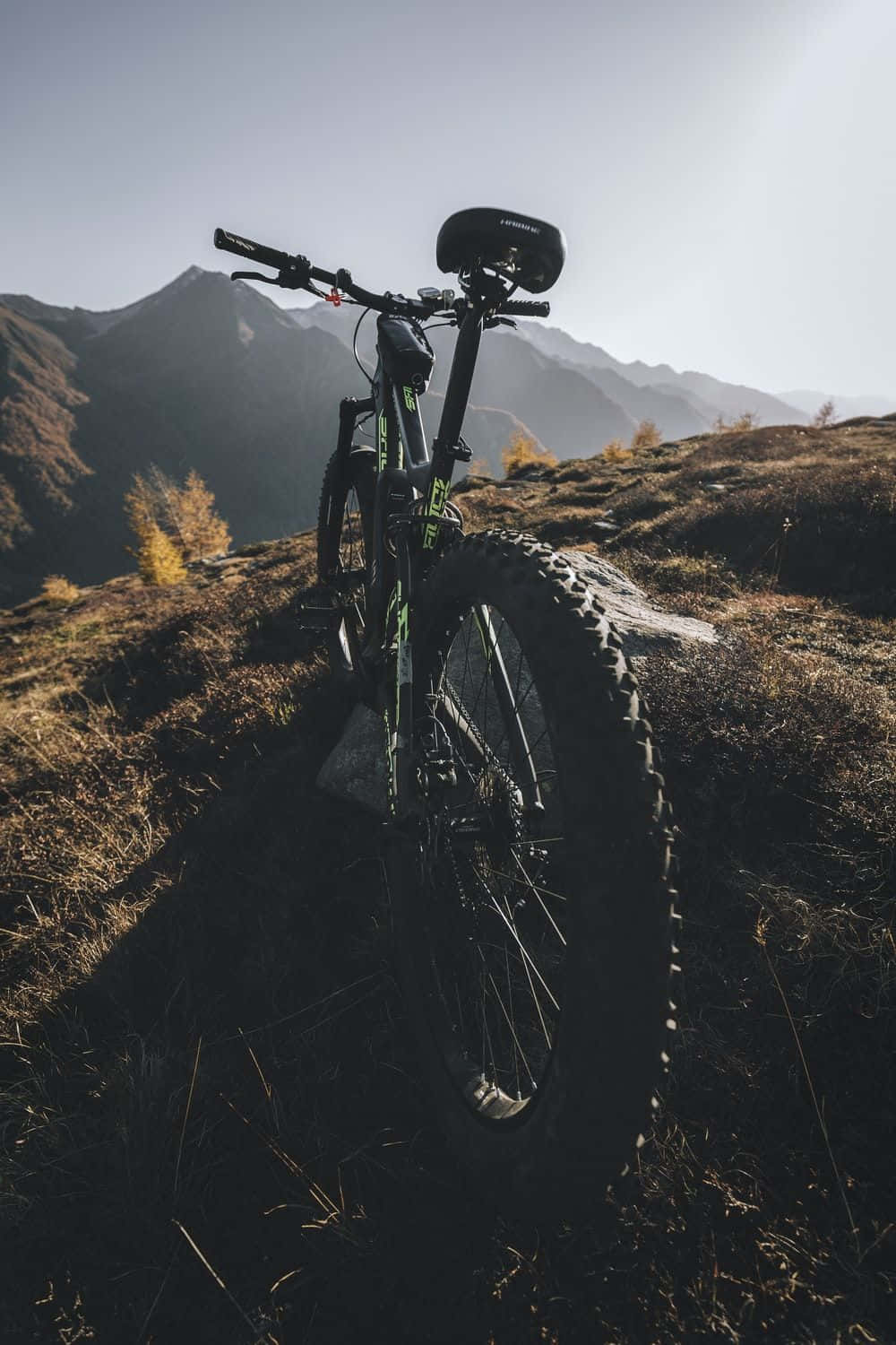 Discover The World Of Mountain Biking With An Iphone!