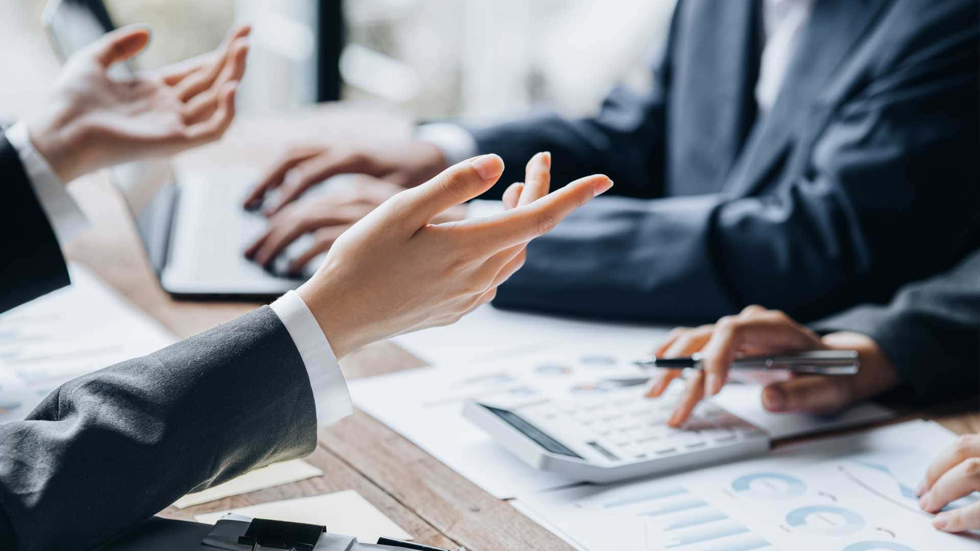 Discussion On A Negotiable Business Matter Background