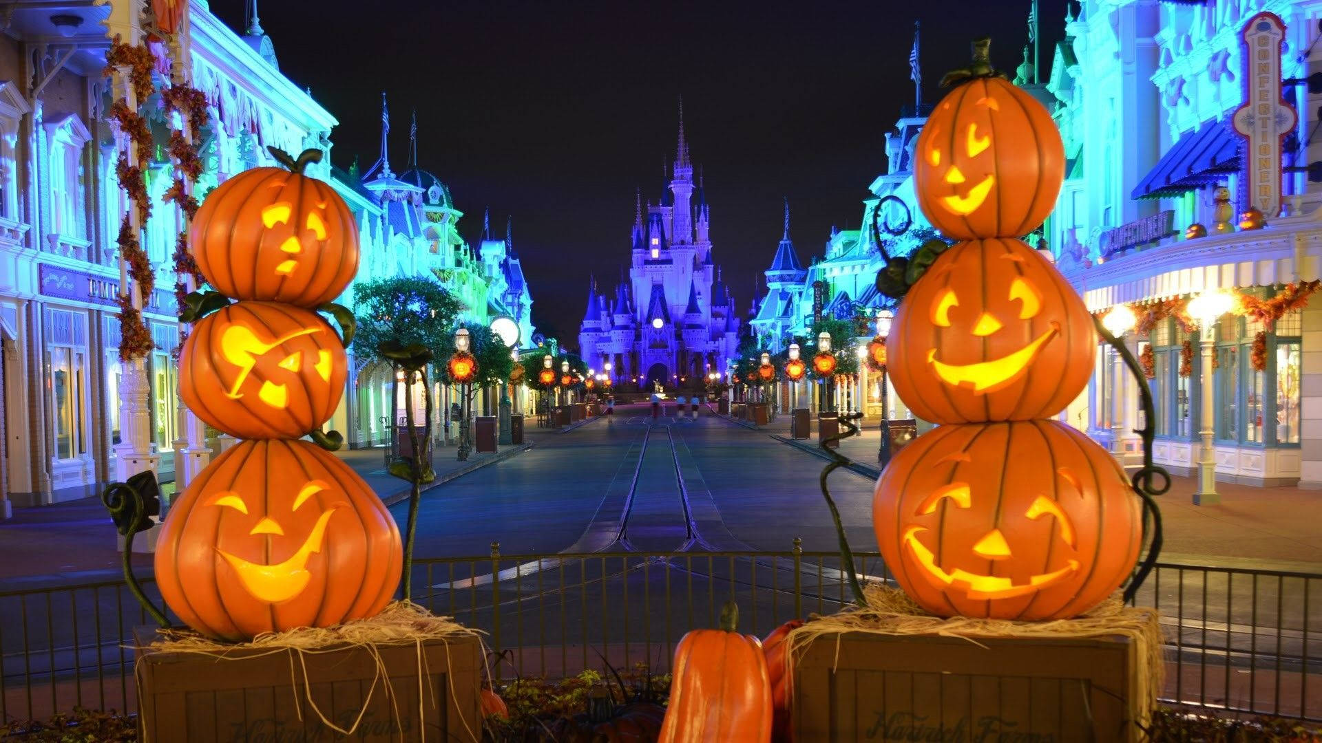 Disney Halloween Disneyland