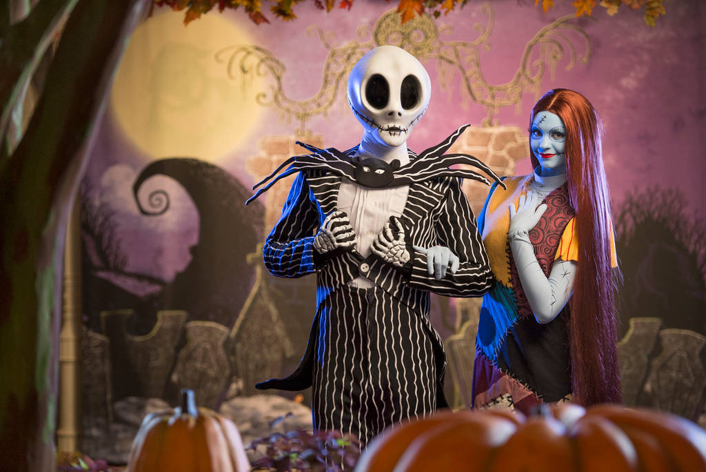 Disney Halloween Jack And Sally Background