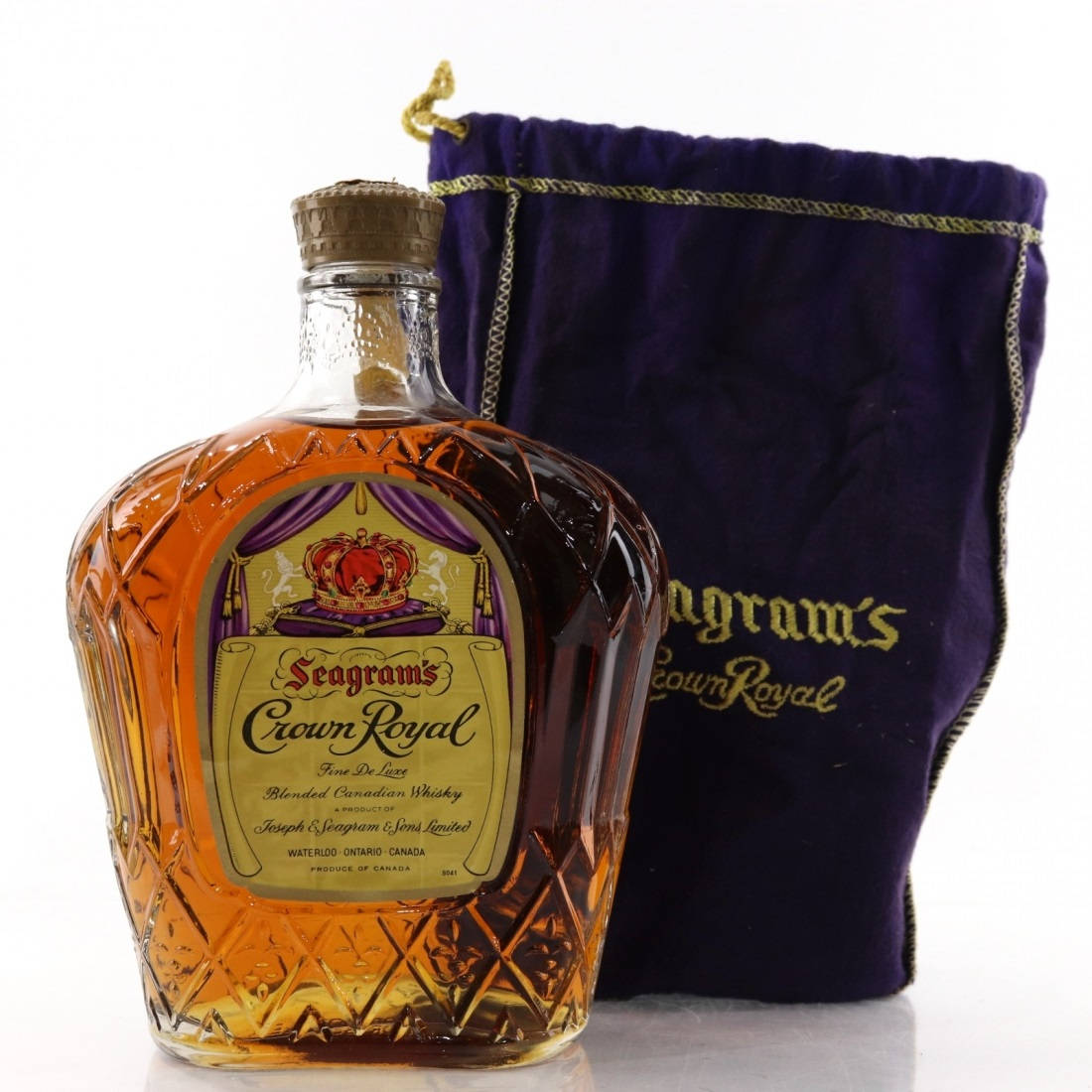 Distinctive Elegance Of Seagrams Crown Royal Whisky Background