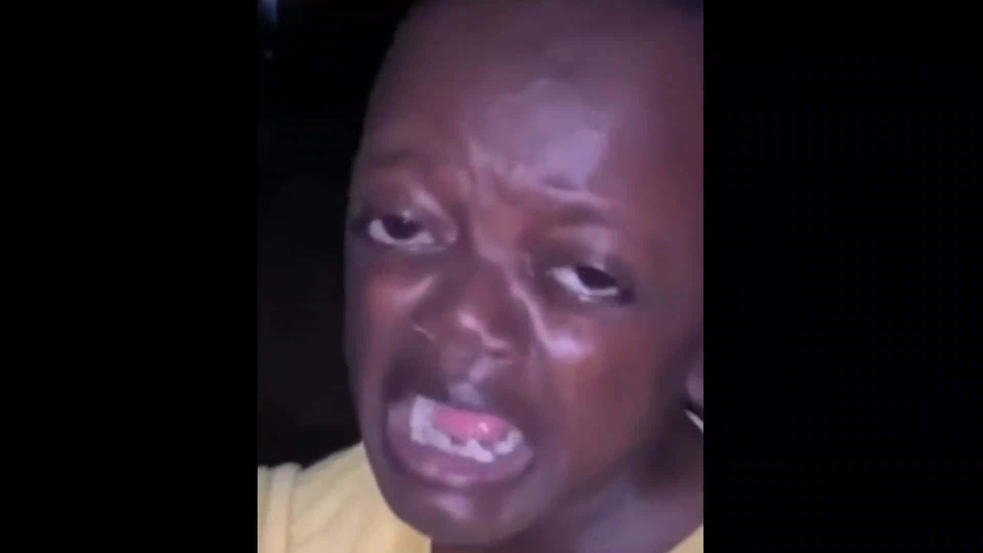 Distraught Funny Discord Pfp Background