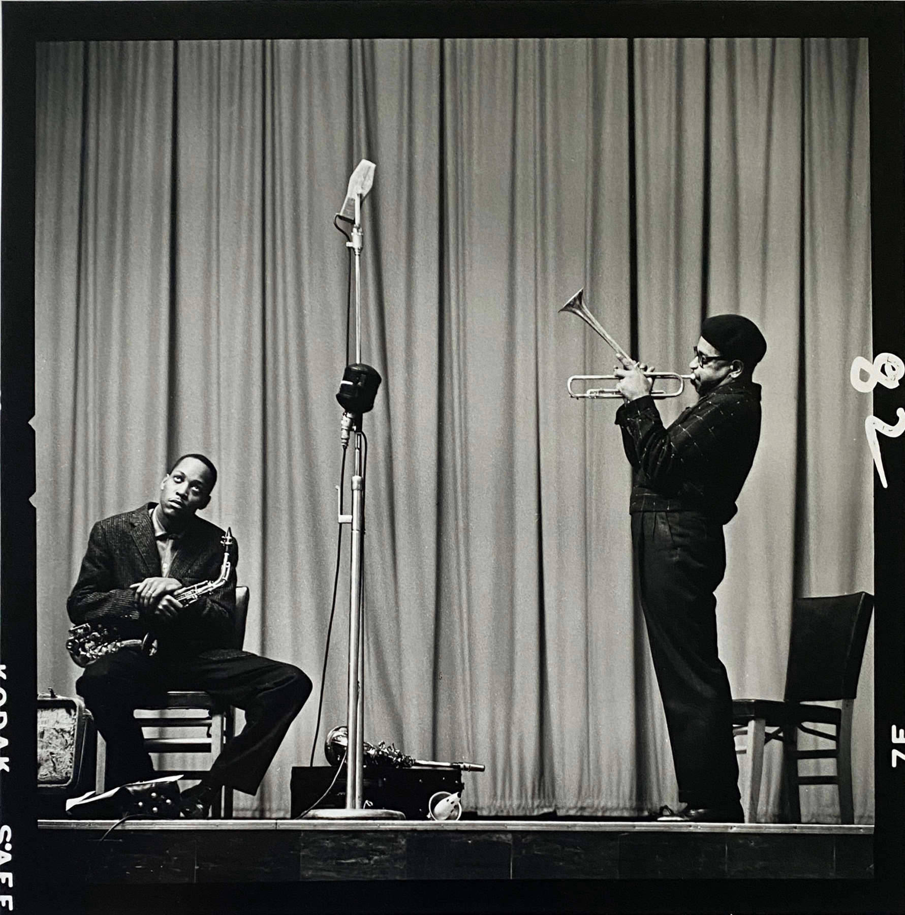 Dizzy Gillespie In New York 1948 Background