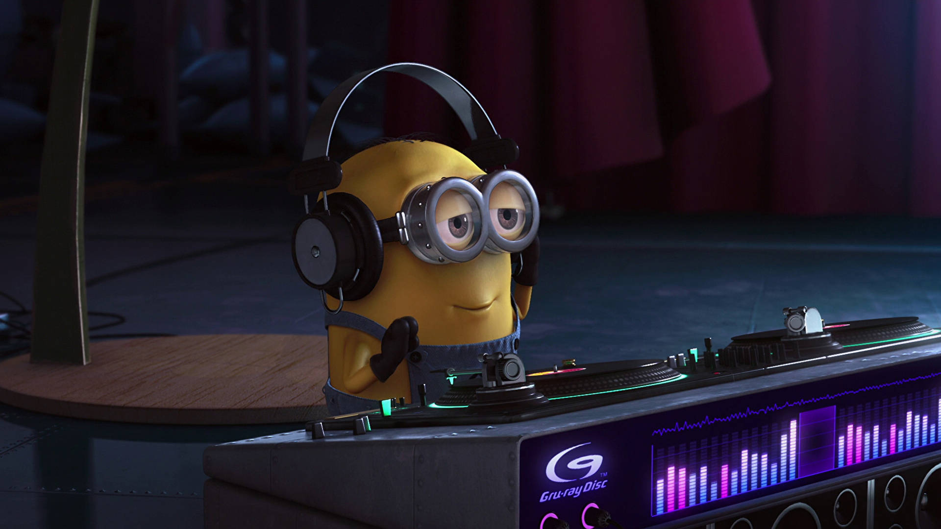 Dj Minion Despicable Me 2 Background