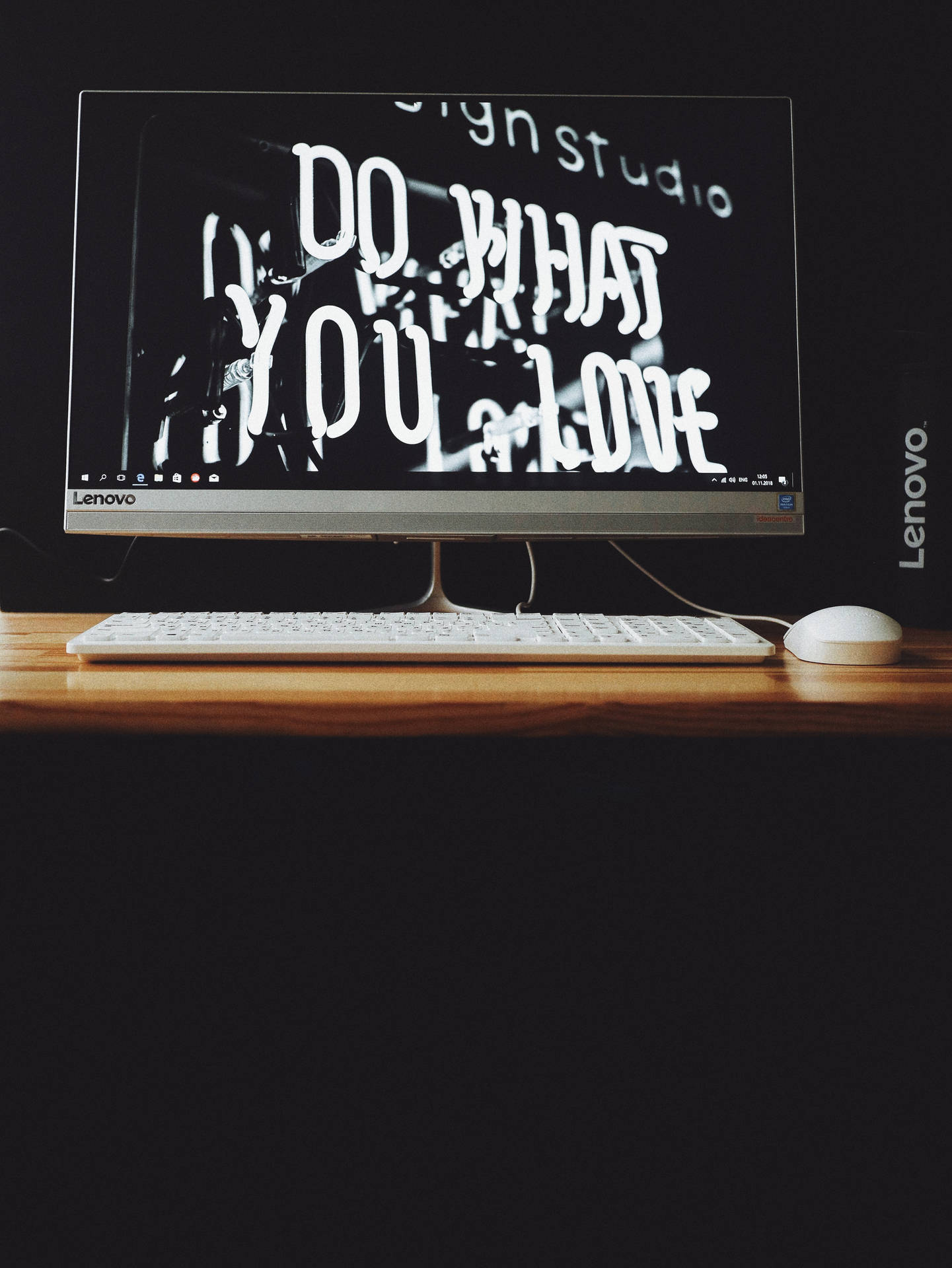 Do What You Love Computer Screen