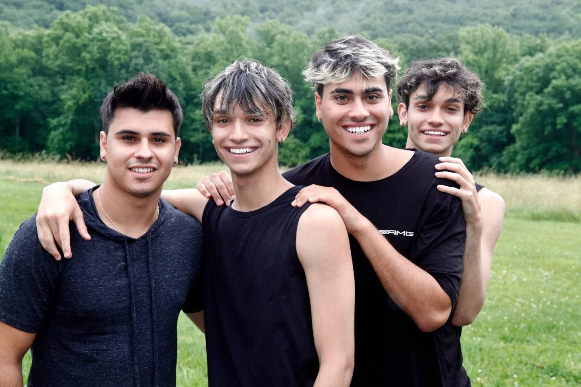 Dobre Brothers Happy Faces