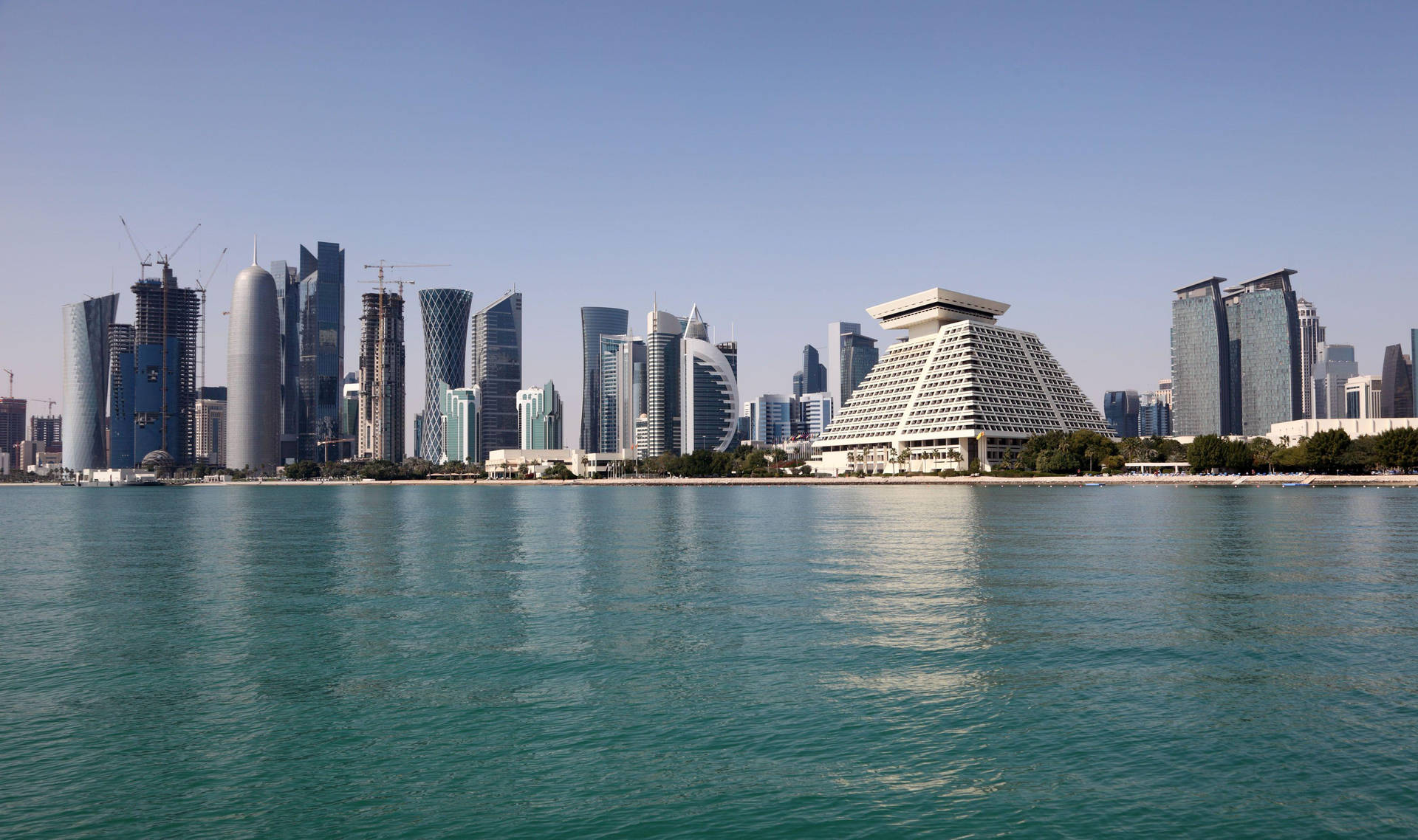 Doha City Clear River Background