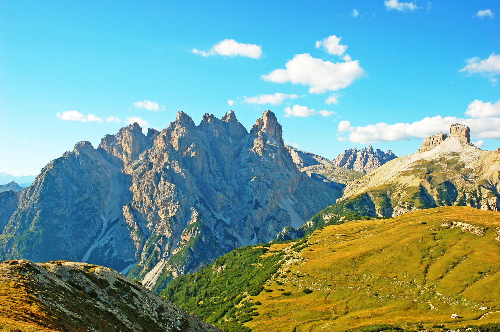 Dolomite Alps In Italy Background