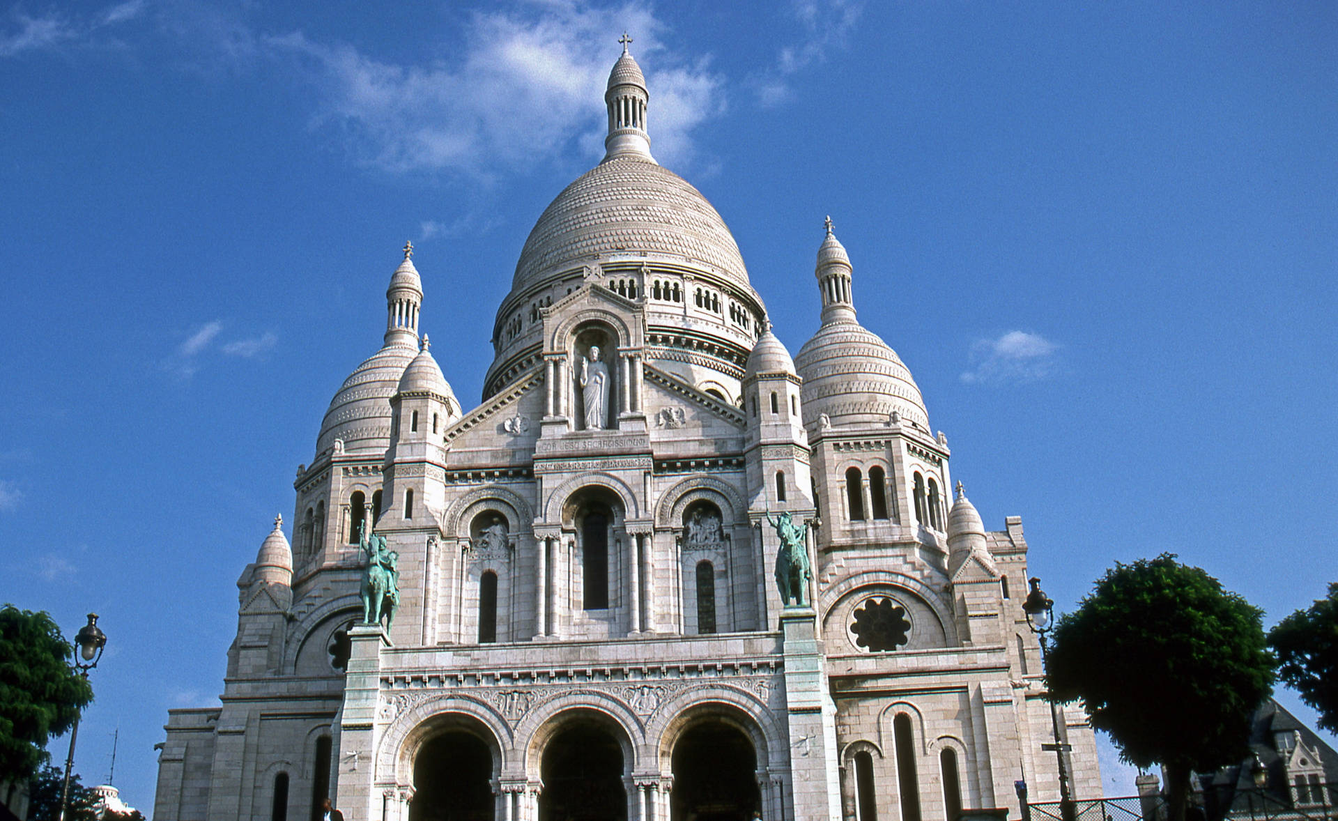 Domes Of Sacre Coeur Basilica Background