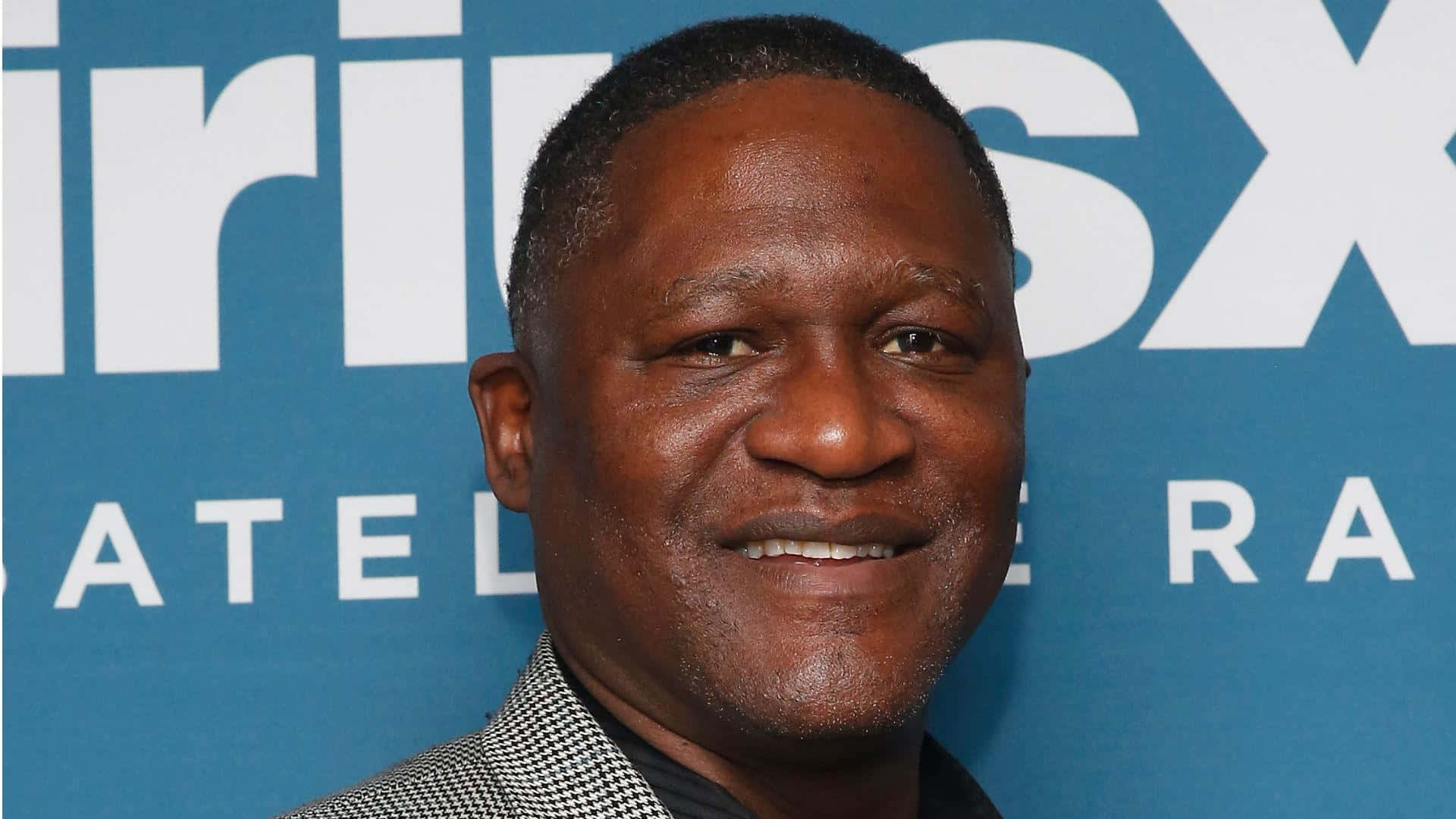 Dominique Wilkins Nba Player Close Up Photography Background