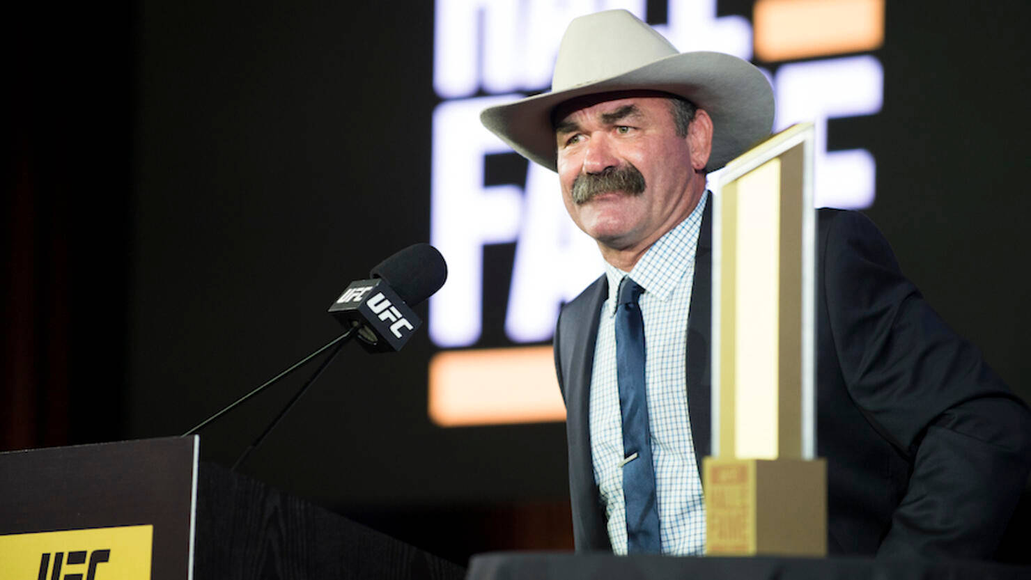 Don Frye At Ufc Hall Of Fame With Trophy