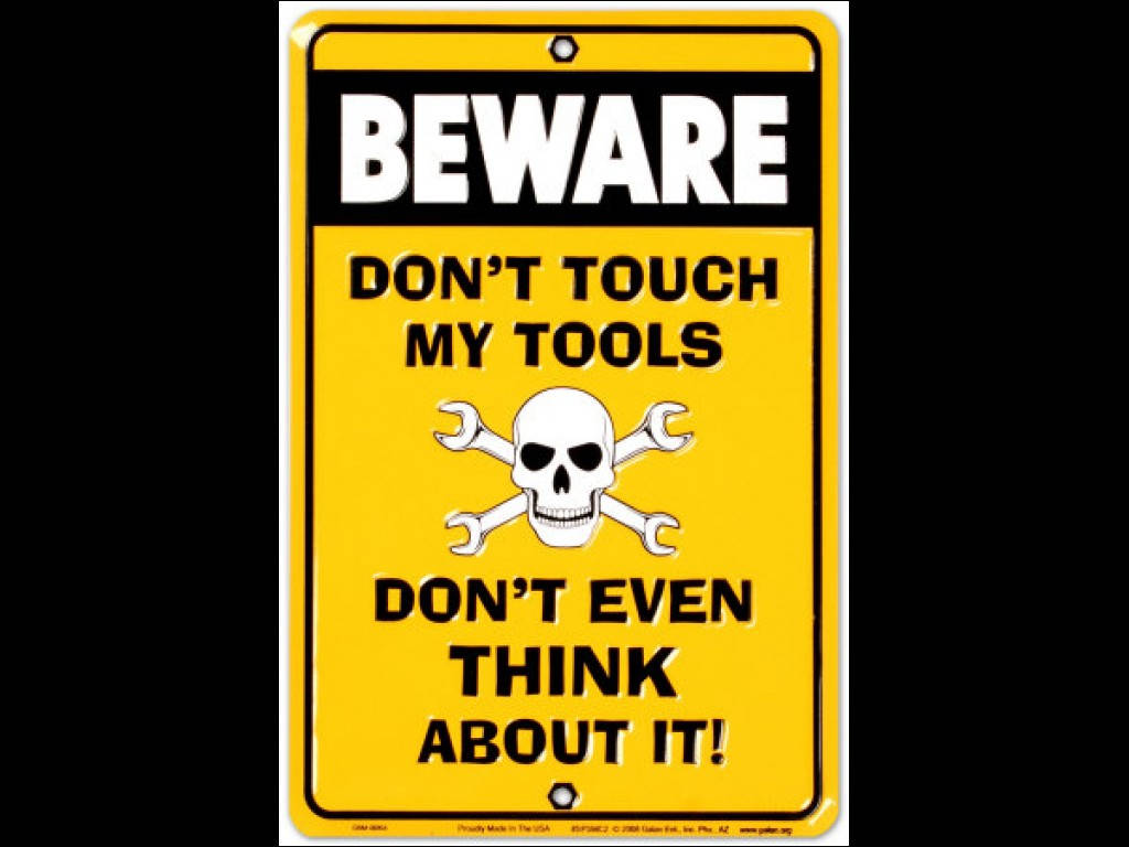 Don't Touch My Computer Beware Skull Background