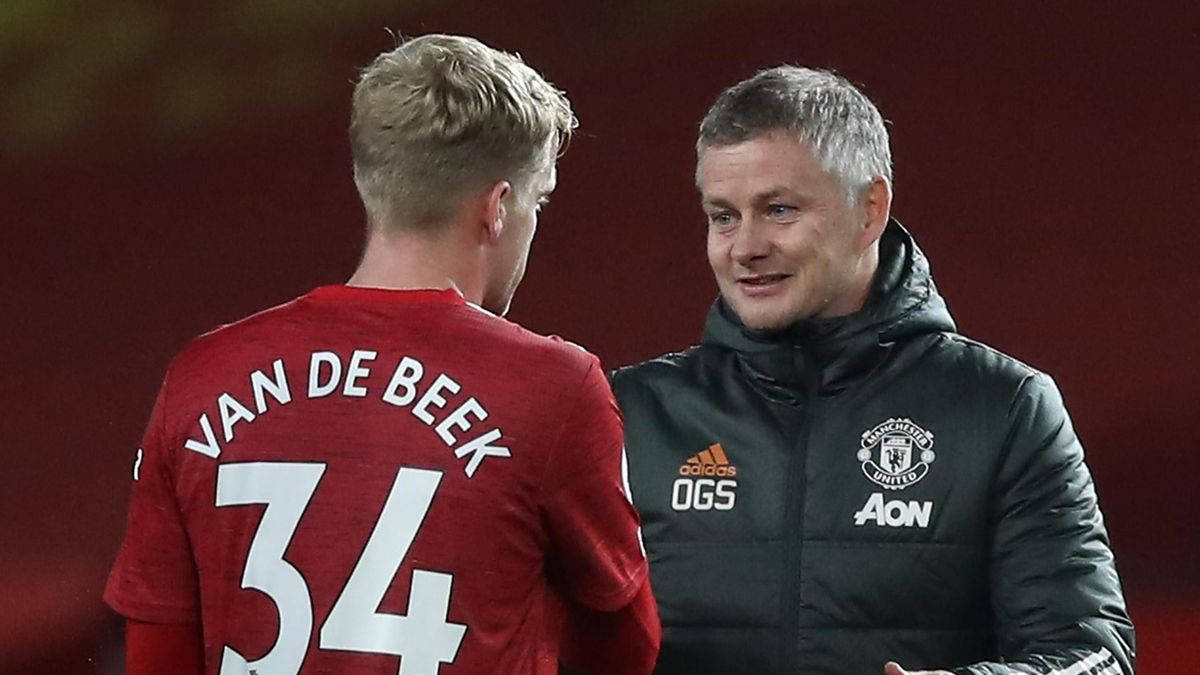 Donny Van De Beek And Ole Gunnar Solskjær