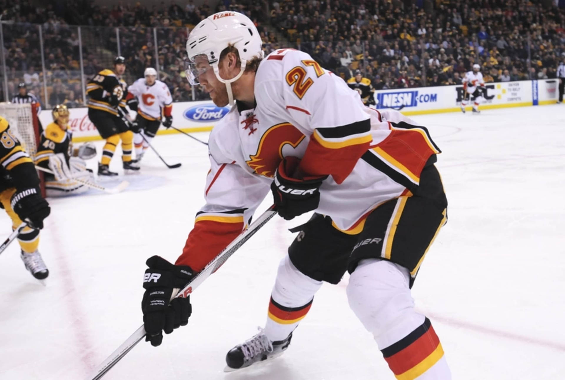 Dougie Hamilton Calgary Flames 2016 Game Background