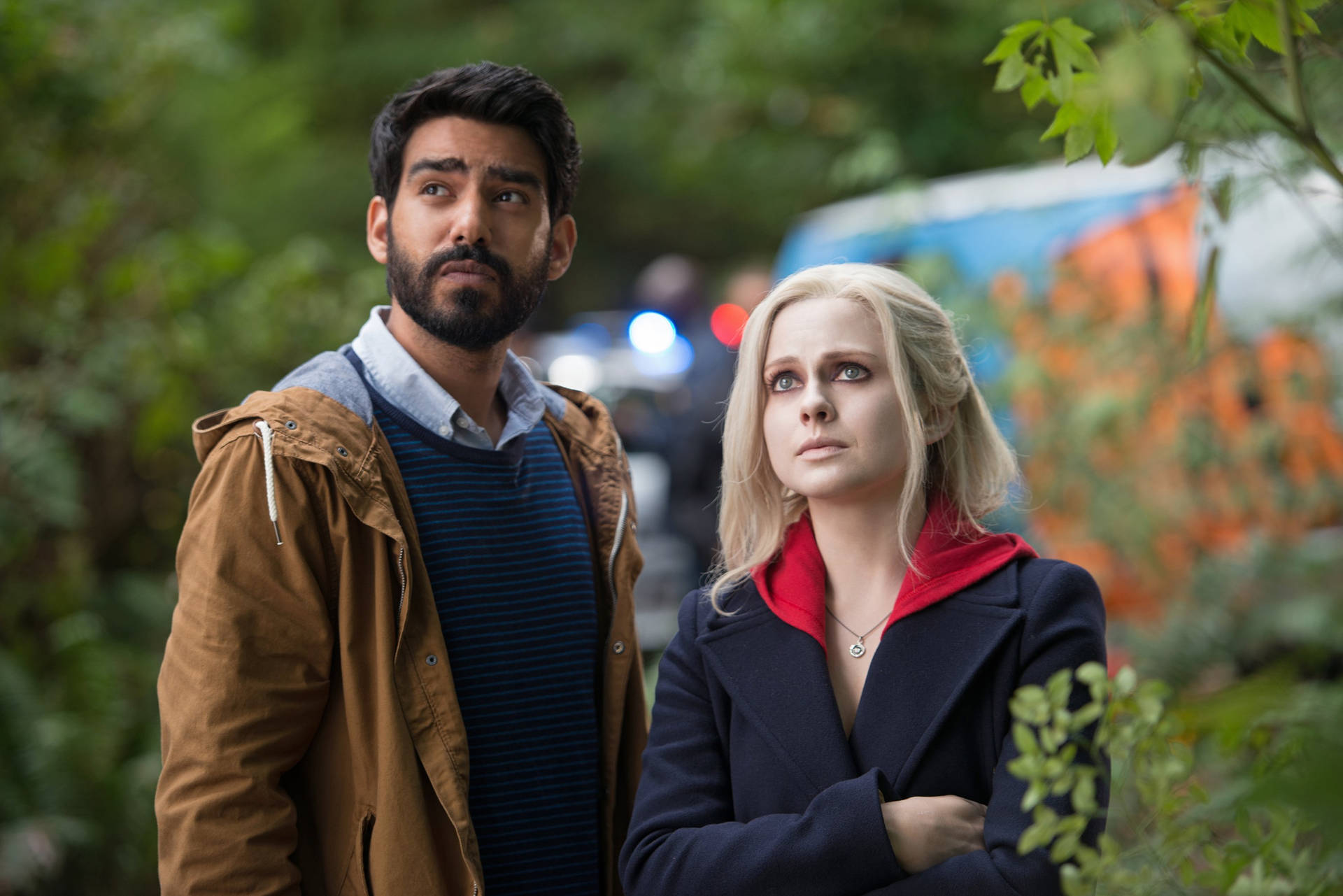 Dr. Chakrabarti And Liv Moore In Izombie Background