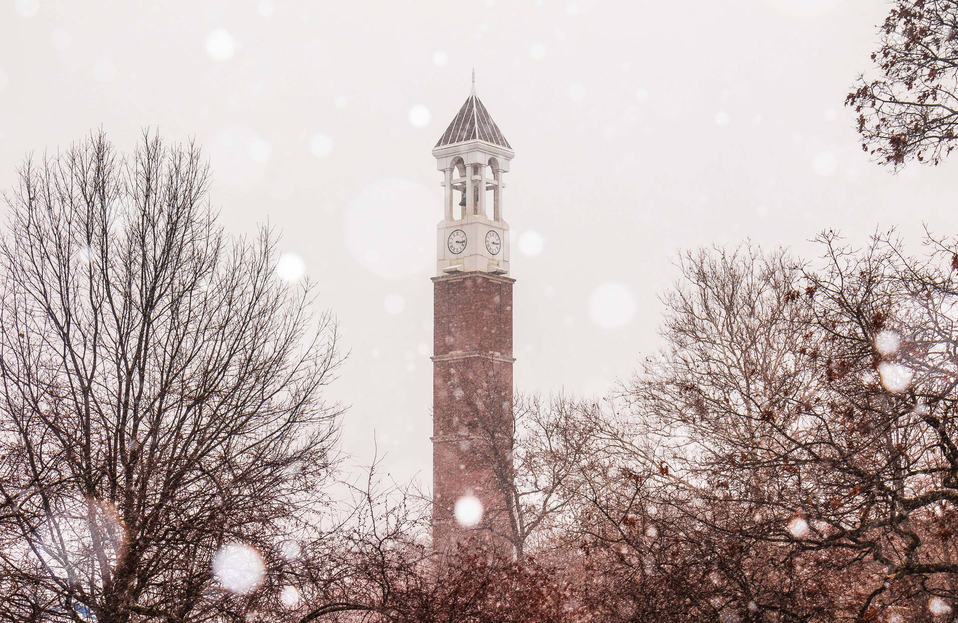 Dreamy Bell Tower At Purdue University Background