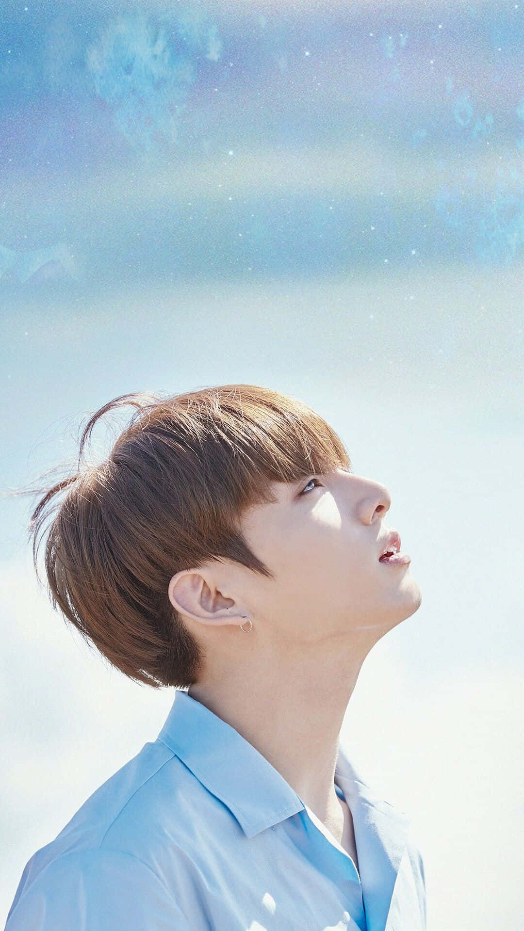 Dreamy Sky Gaze Portrait Background