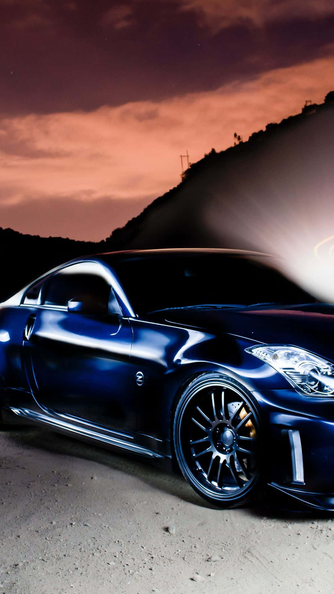 Drive The Nissan 350z Experience Differently With A New Iphone Background