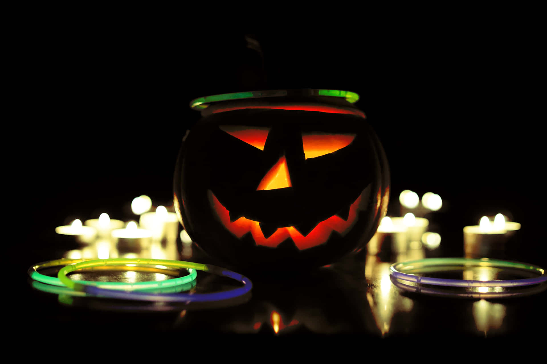 Droll Pumpkin Background