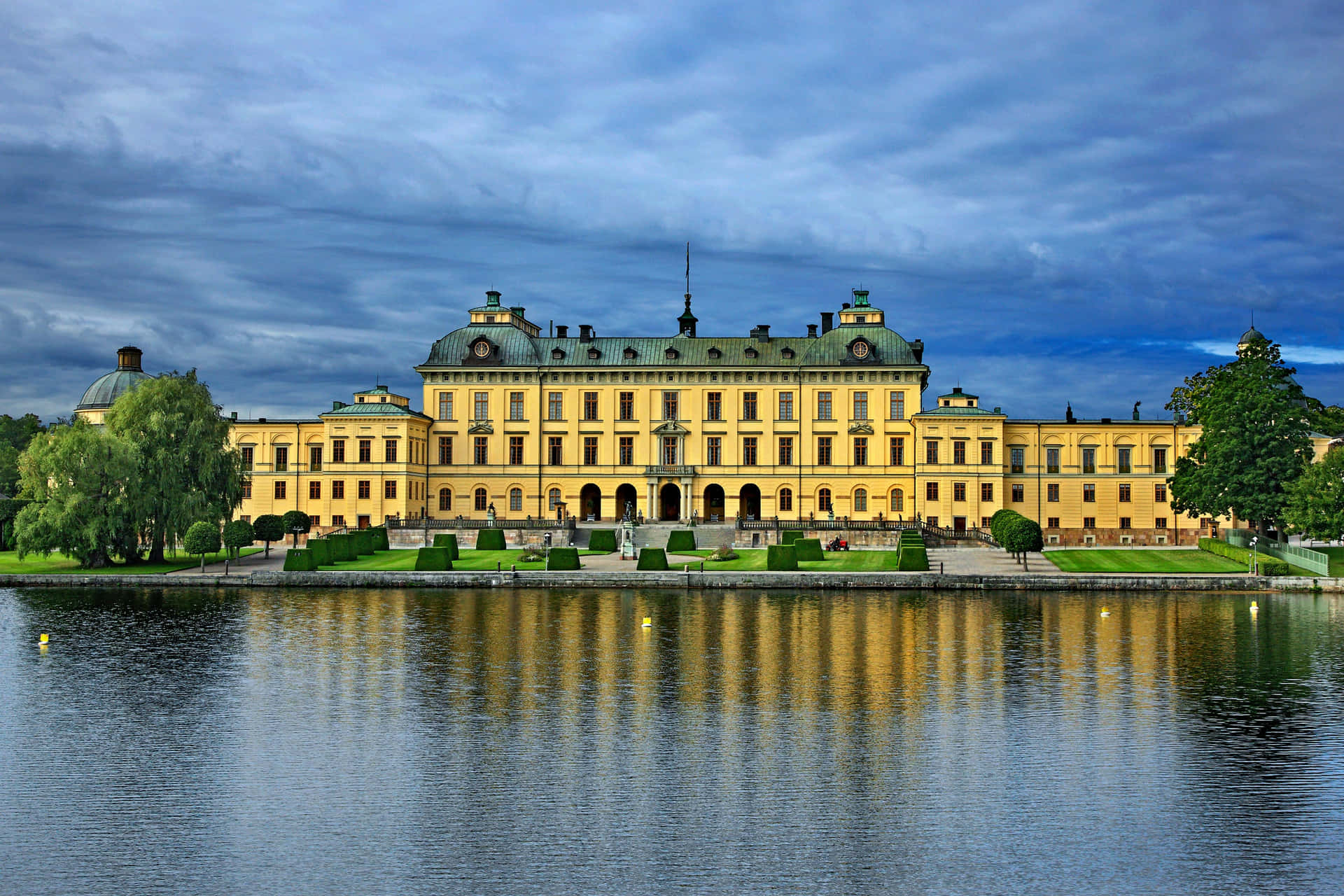 Drottningholm Palace Background